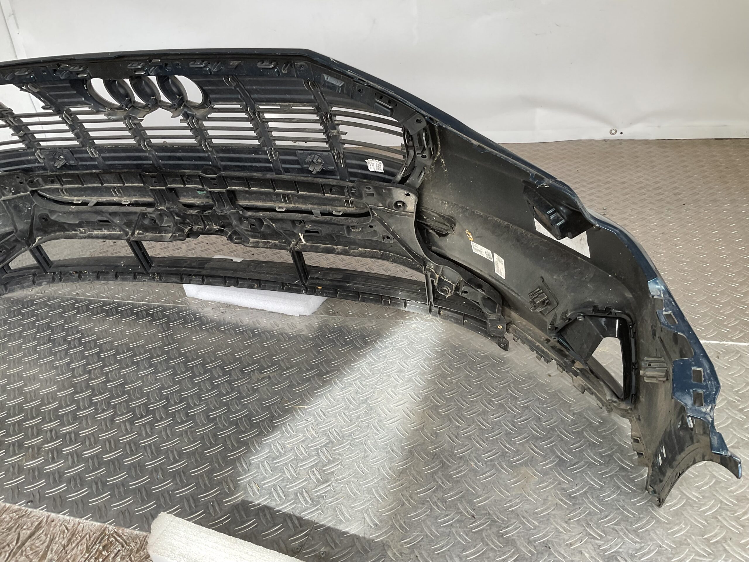 Bumper Audi E Tron E-Tron 4KE kls pdc 4KE807437 Voorbumper H5-15481z