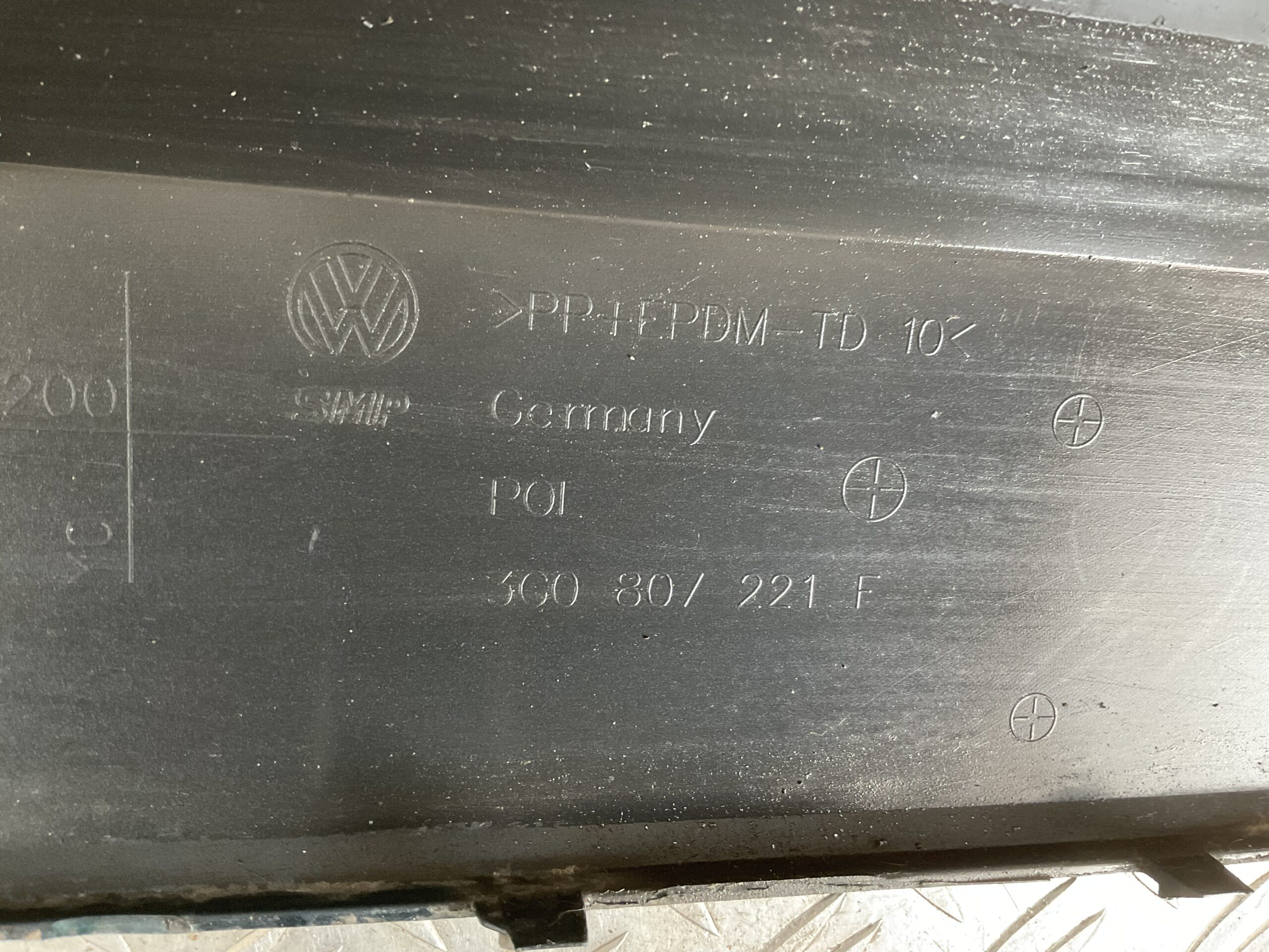 Bumper Volkswagen Passat B8 Facelift 18-21 3G0807221F Voorbumper B8-15505z