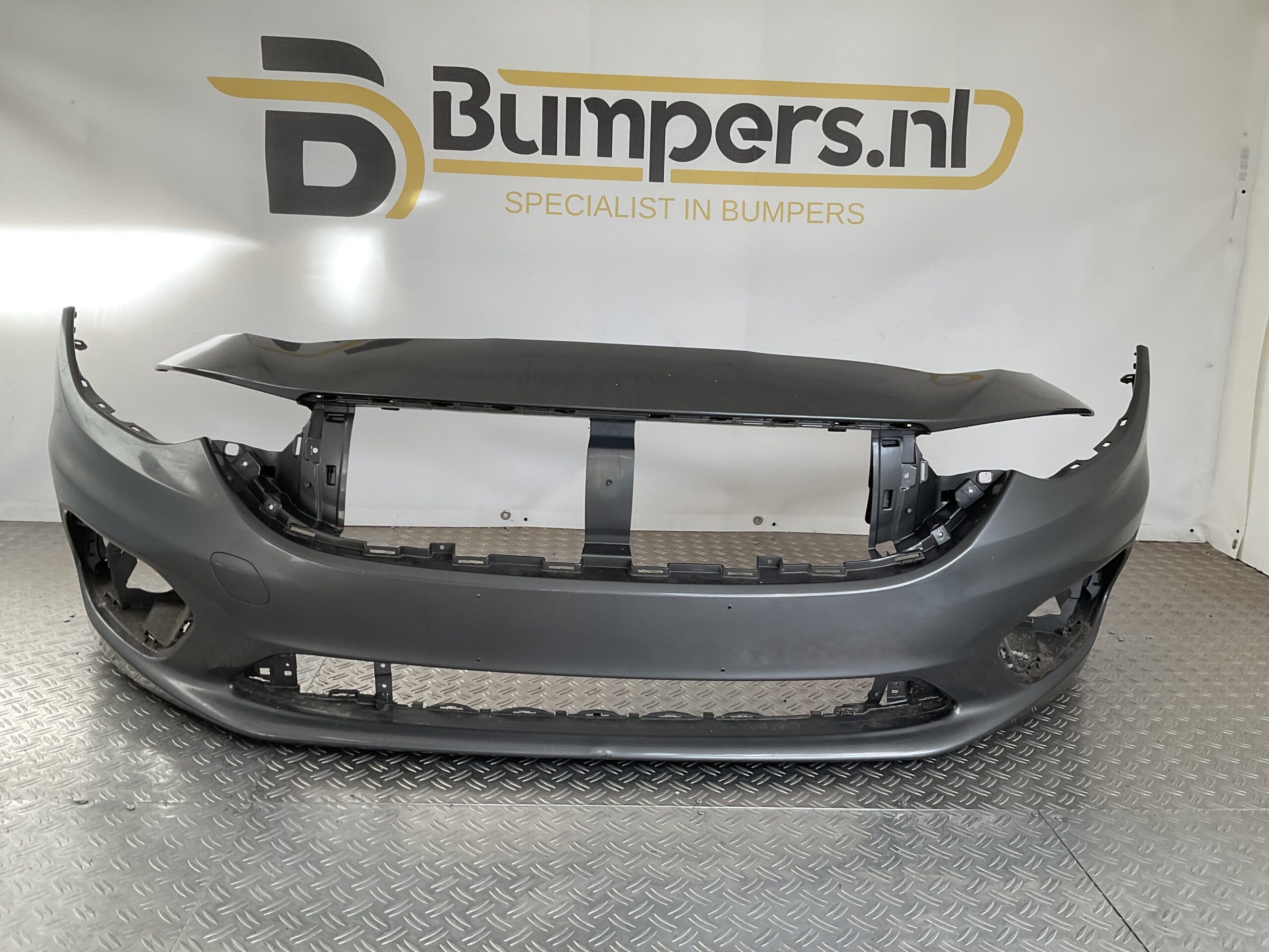 Bumper Fiat Tipo 2015-2023 735631451 Voorbumper B3-15527z