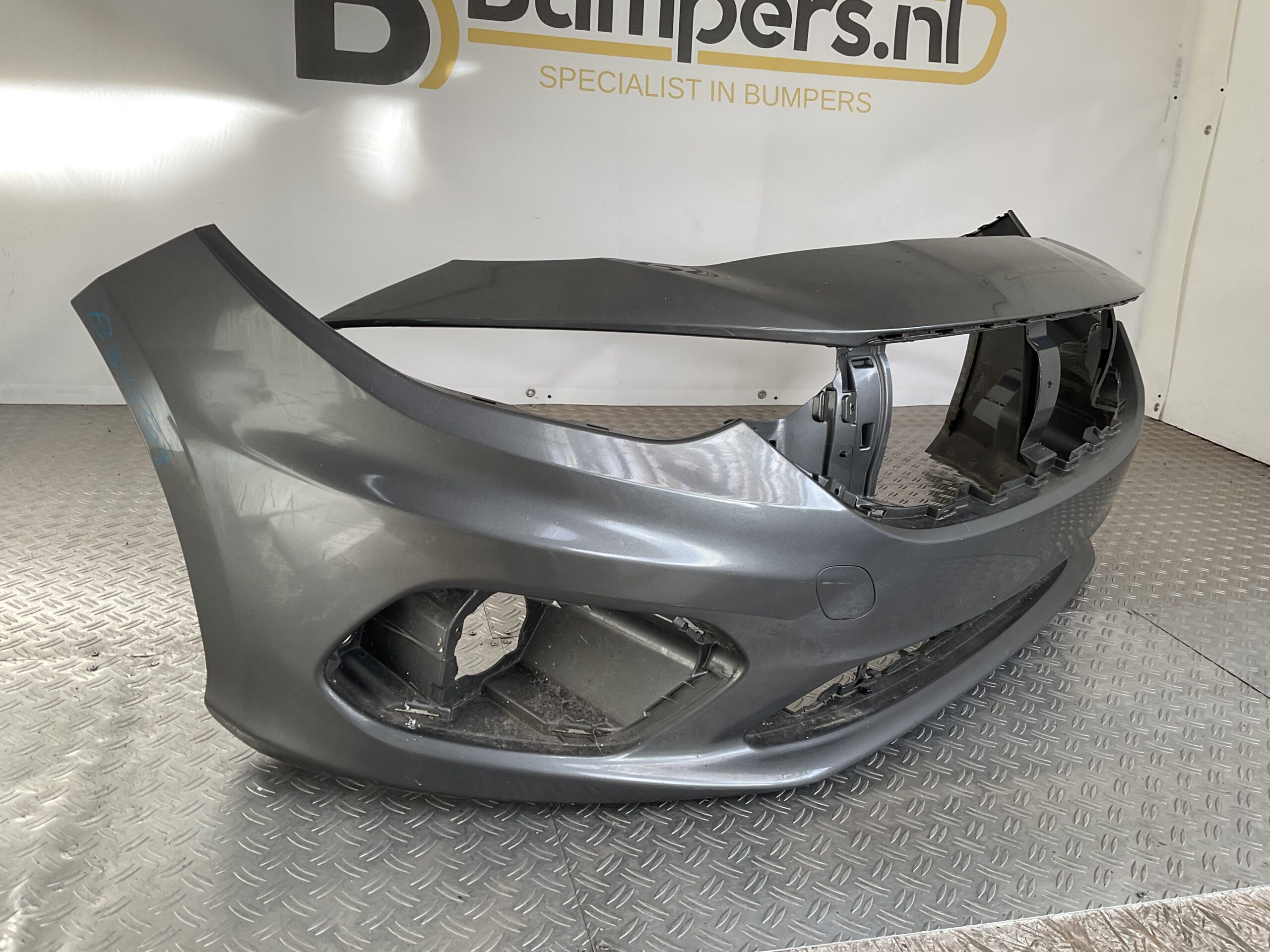 Bumper Fiat Tipo 2015-2023 735631451 Voorbumper B3-15527z