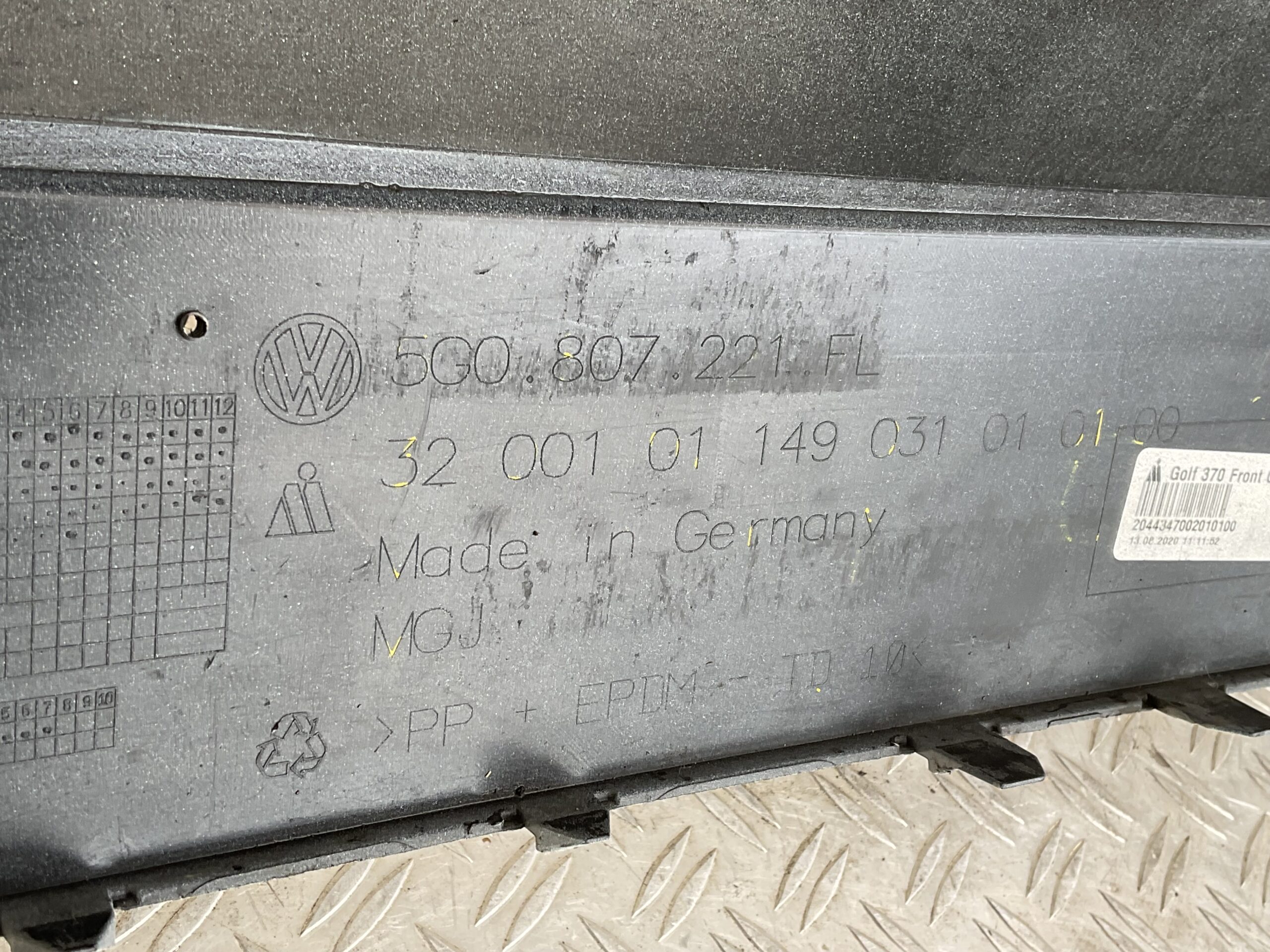 Bumper Volkswagen Golf 7 Facelift 17-21 5G0807221FL Voorbumper C2-15485z