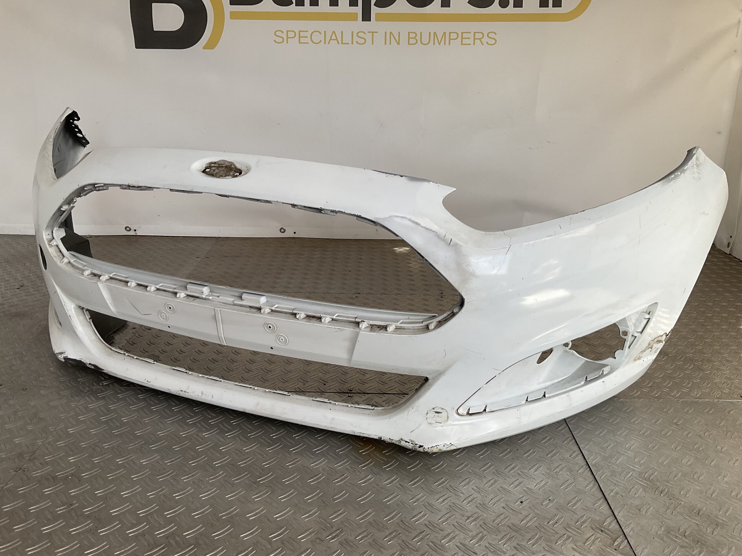 Bumper Ford Fiesta MK7 13-16 C1BB-17757-a Voorbumper D3-15642z