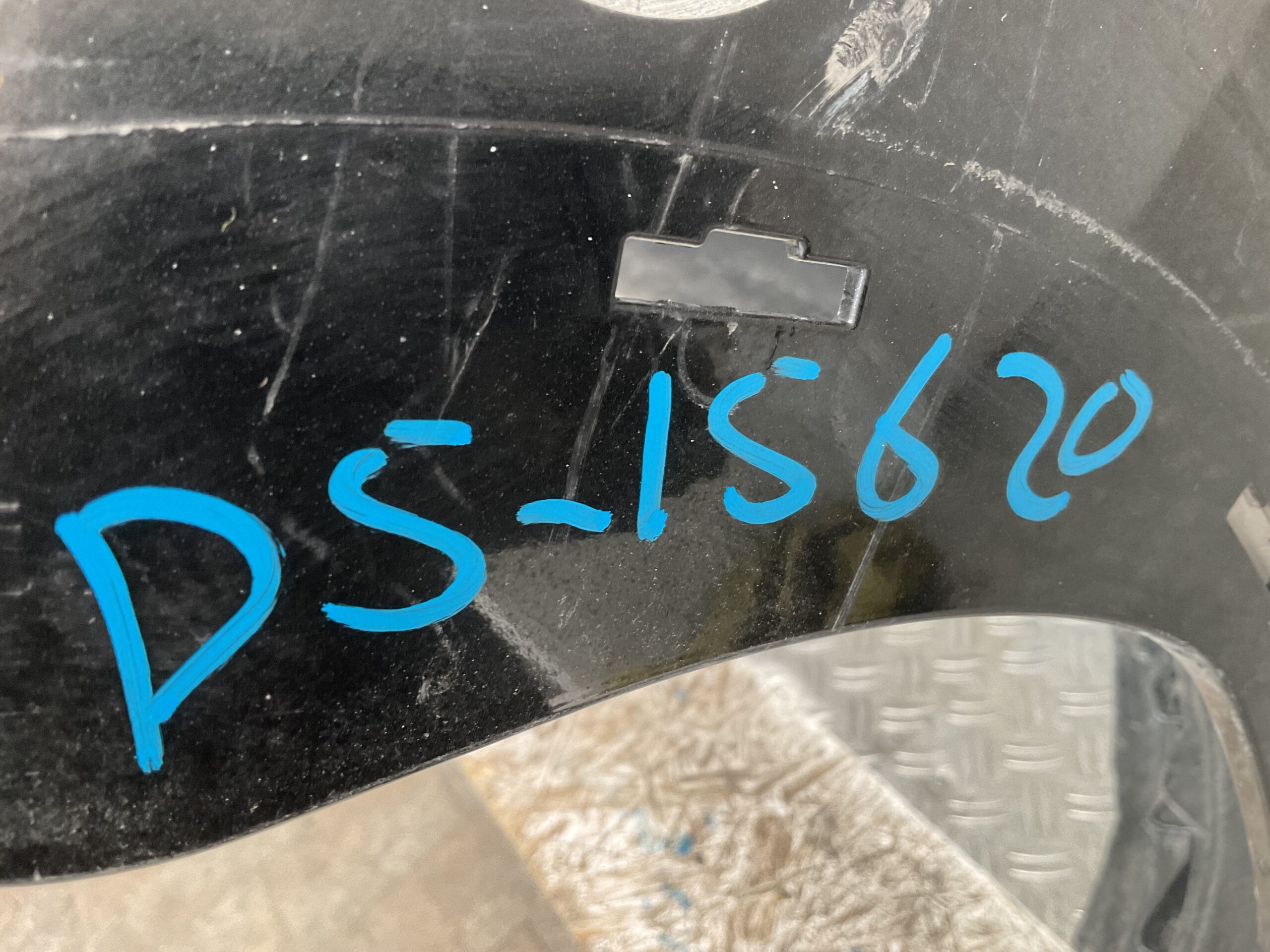 Bumper Toyota Yaris Cross 20-25 pdc 52119-0DC20 Voorbumper D5-15620z