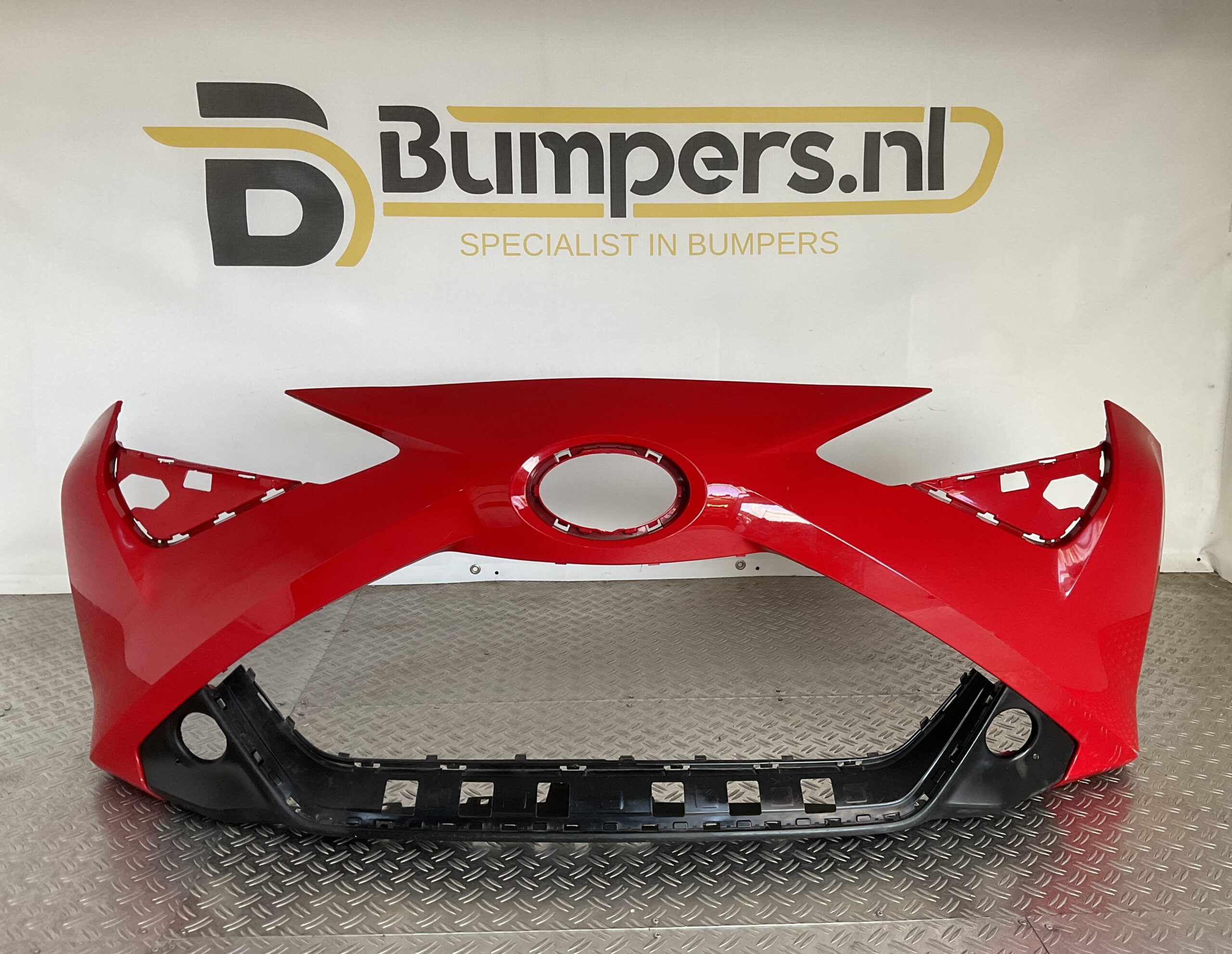 Bumper Toyota Aygo Facelift 17-21 52119-0H180 Voorbumper D3-15632z