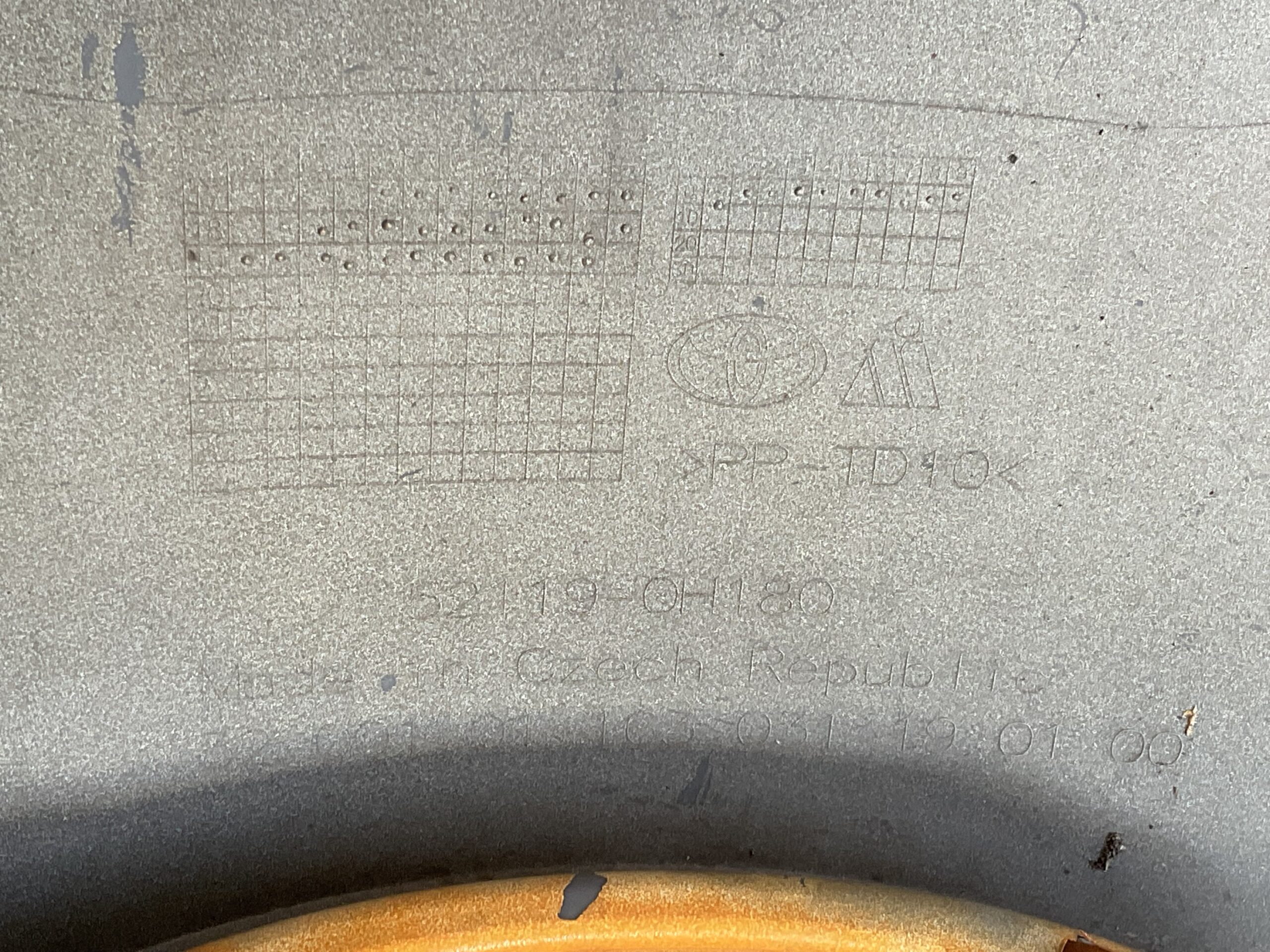 Bumper Toyota Aygo Facelift 17-21 52119-0H180 Voorbumper D3-15630z