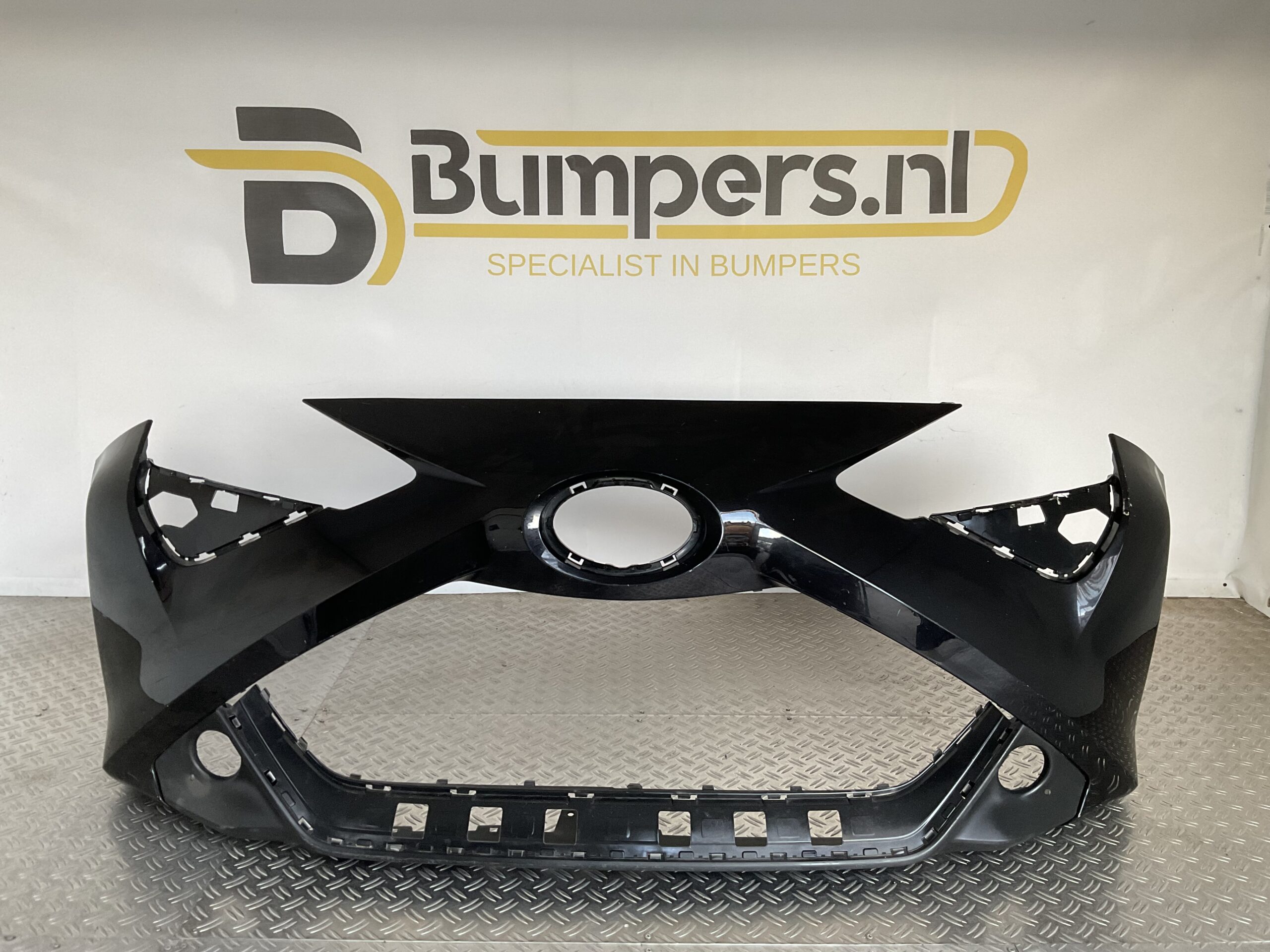 Bumper Toyota Aygo Facelift 17-21 52119-0H180 Voorbumper D3-15629z