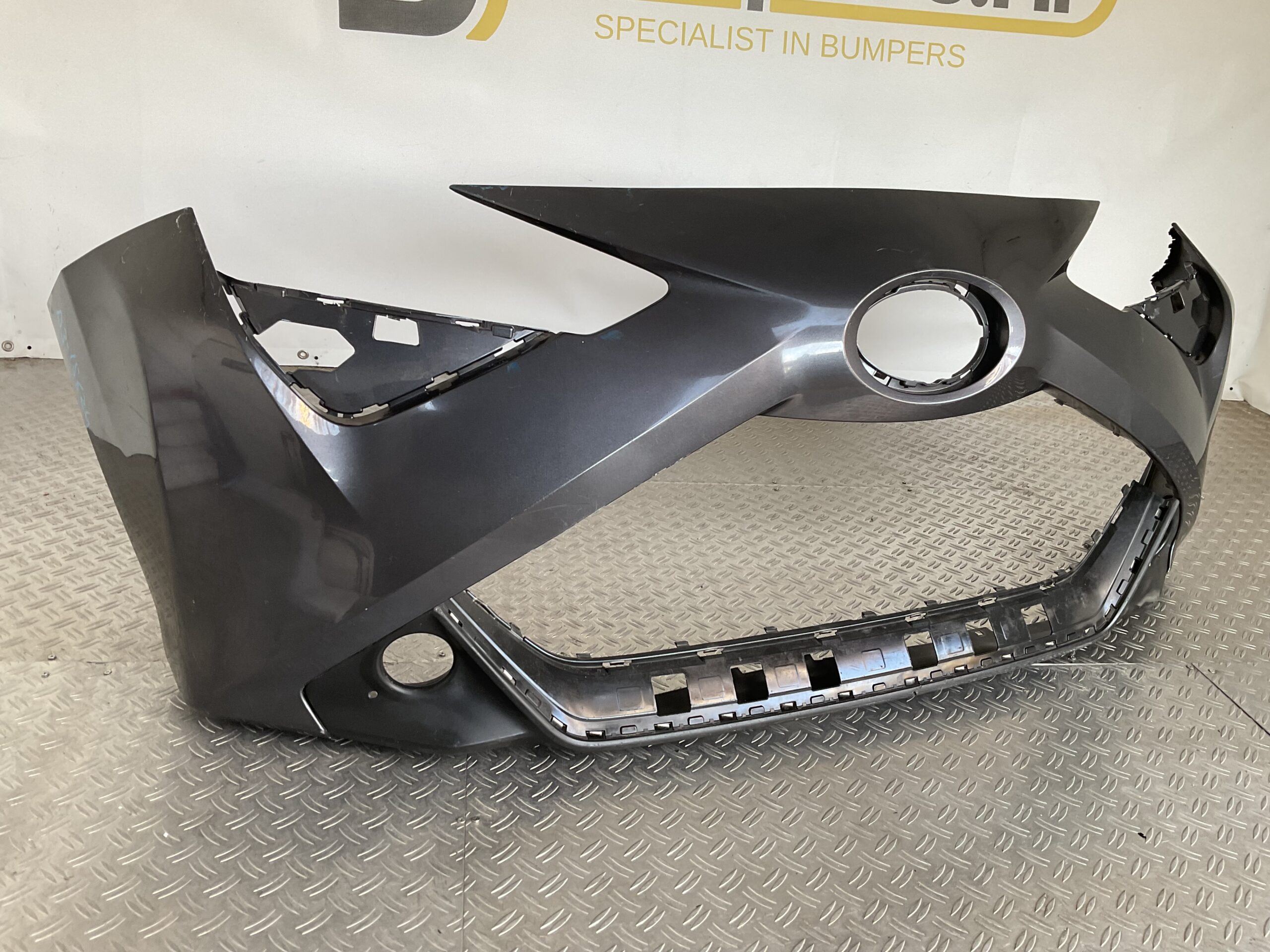 Bumper Toyota Aygo Facelift 17-21 52119-0H180 Voorbumper D3-15624z