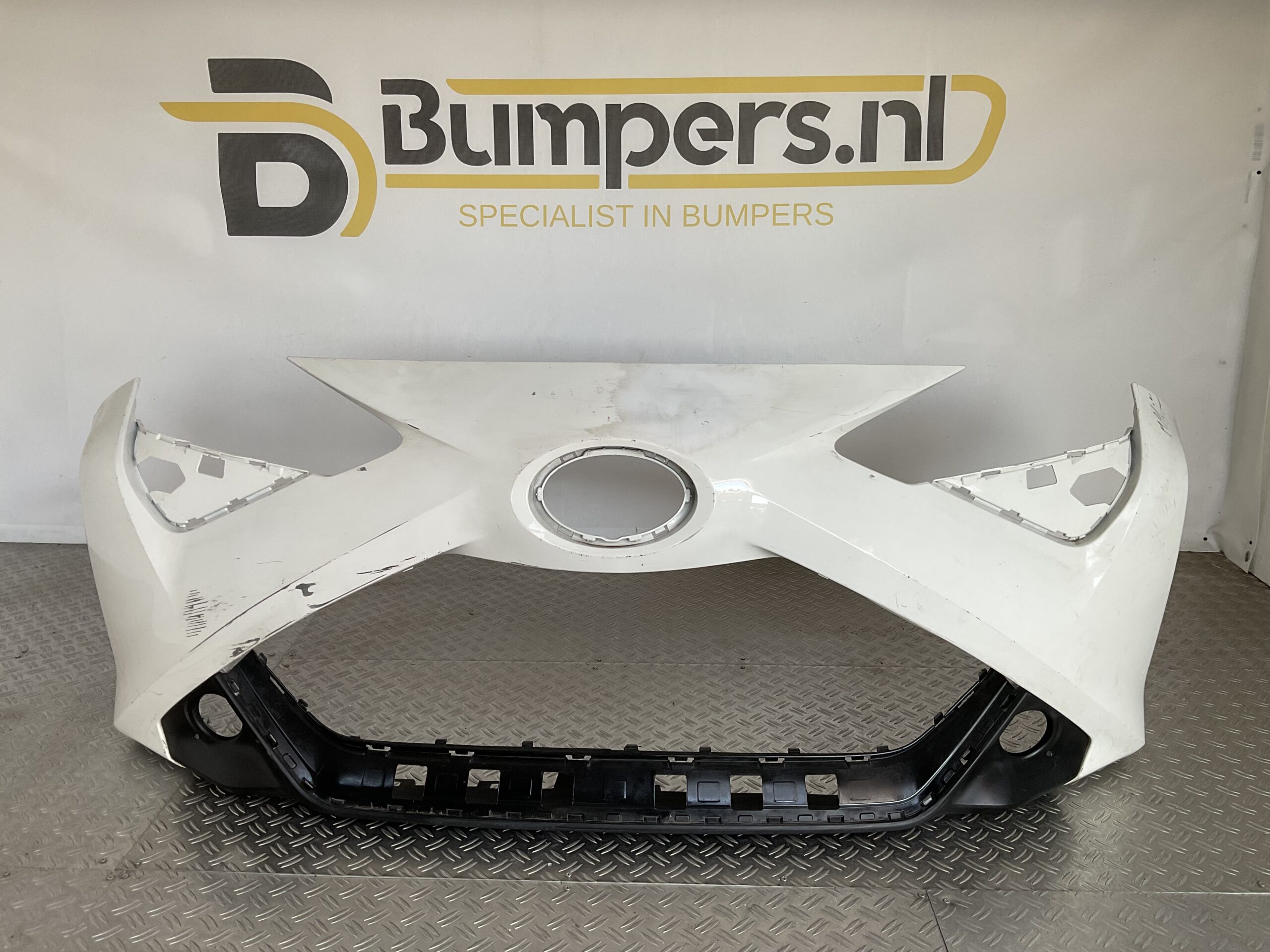 Bumper Toyota Aygo Facelift 17-21 52119-0H180 Voorbumper D3-15623z