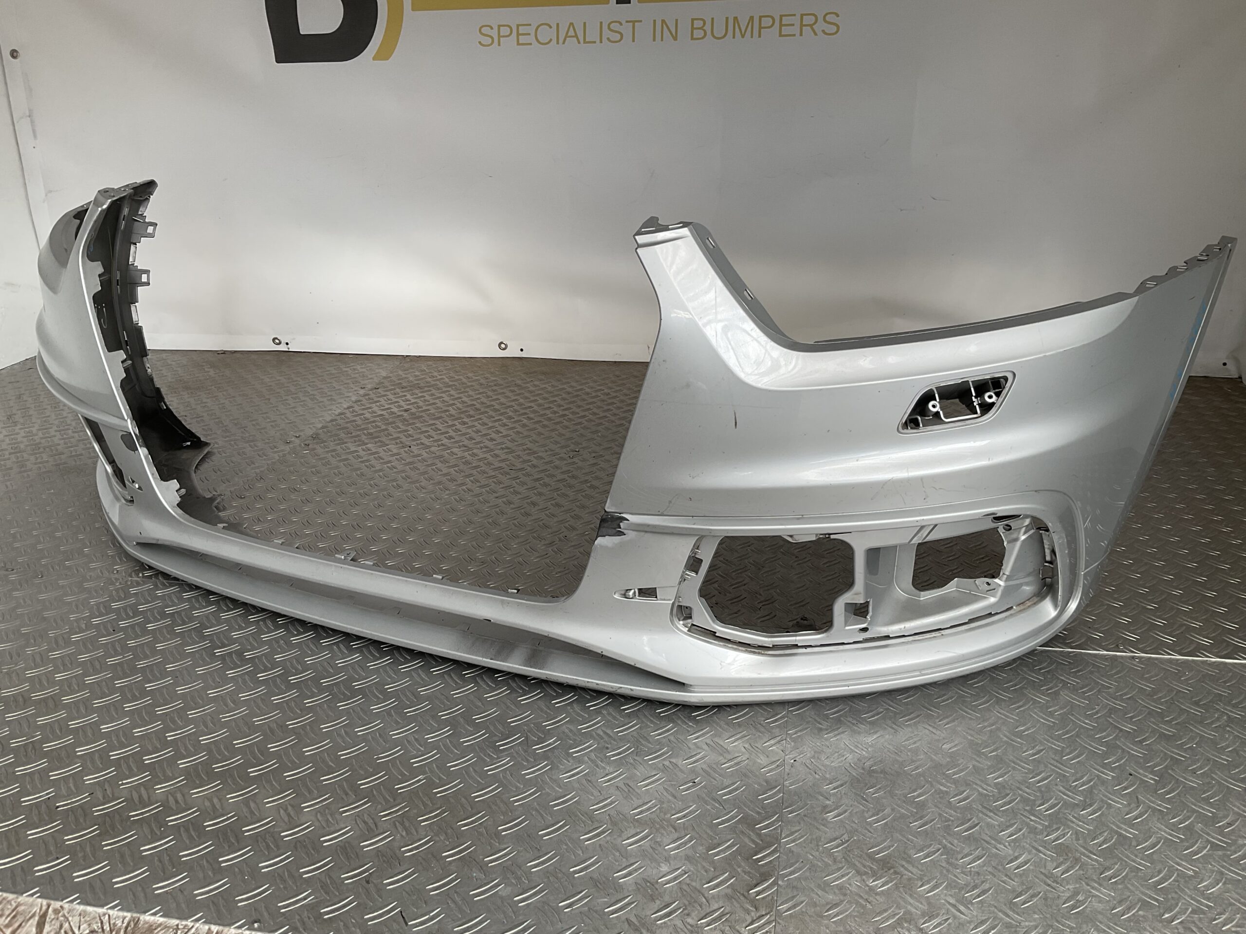 Bumper Audi Q3 8U Sline S-Line 11-15 kls 8U0807437D Voorbumper H5-15666z