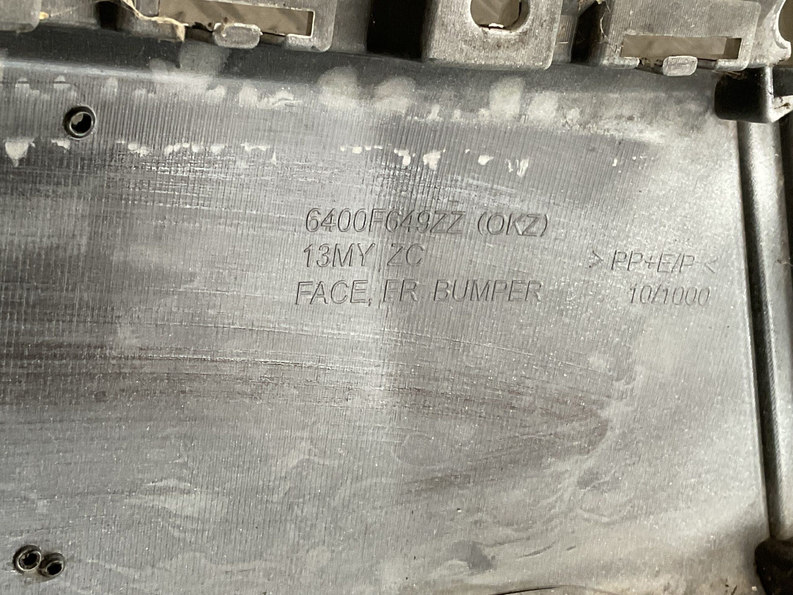 Bumepr Mitsubishi ASX Facelift 6400F649zz Voorbumper B9-15992z