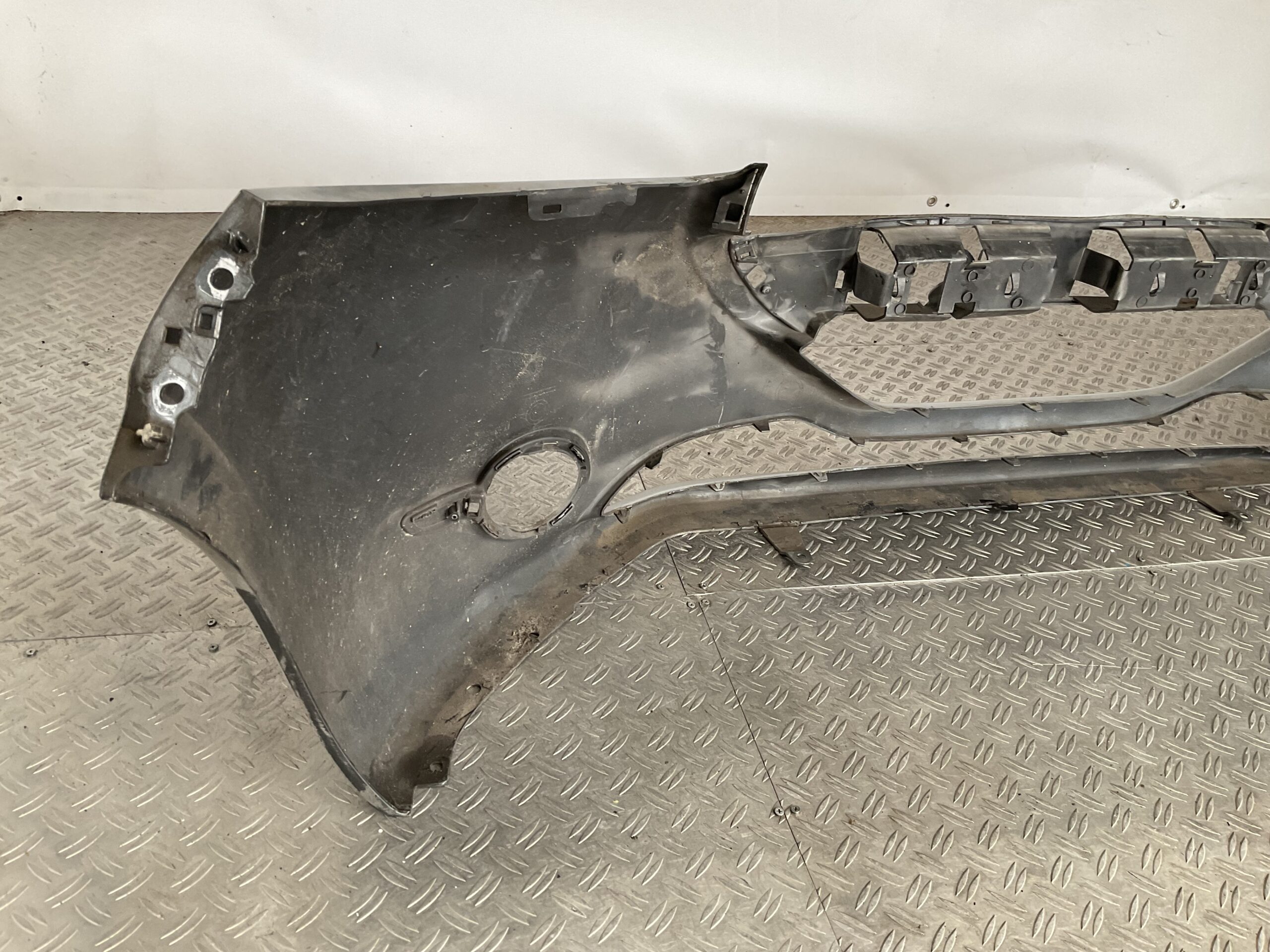 Bumper Peugeot 208 12-16 9672794477 Voorbumper J2-15982z