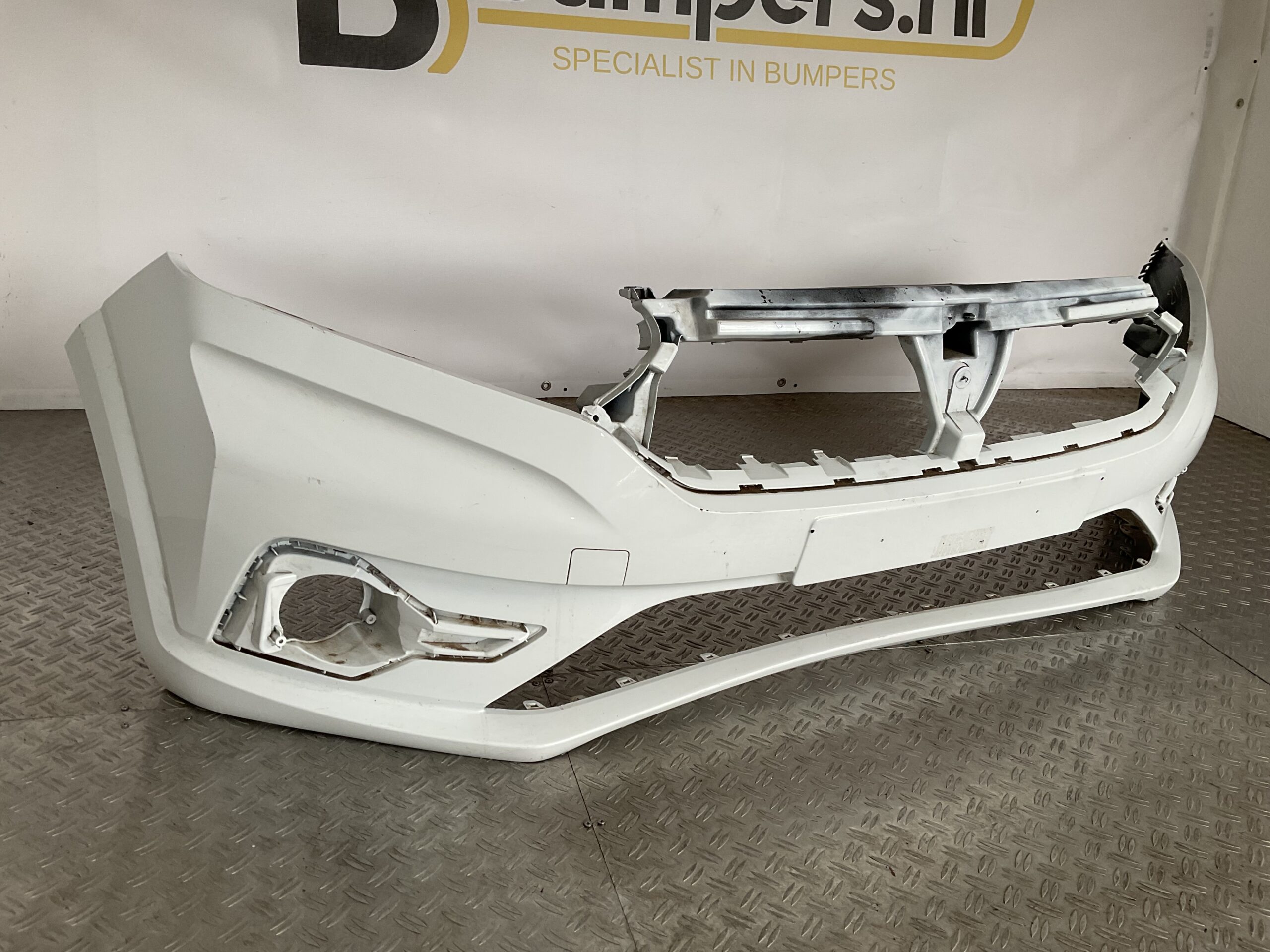 Bumper Dacia Sandero lll 21-23 620228531R Voorbumper G3-15977z