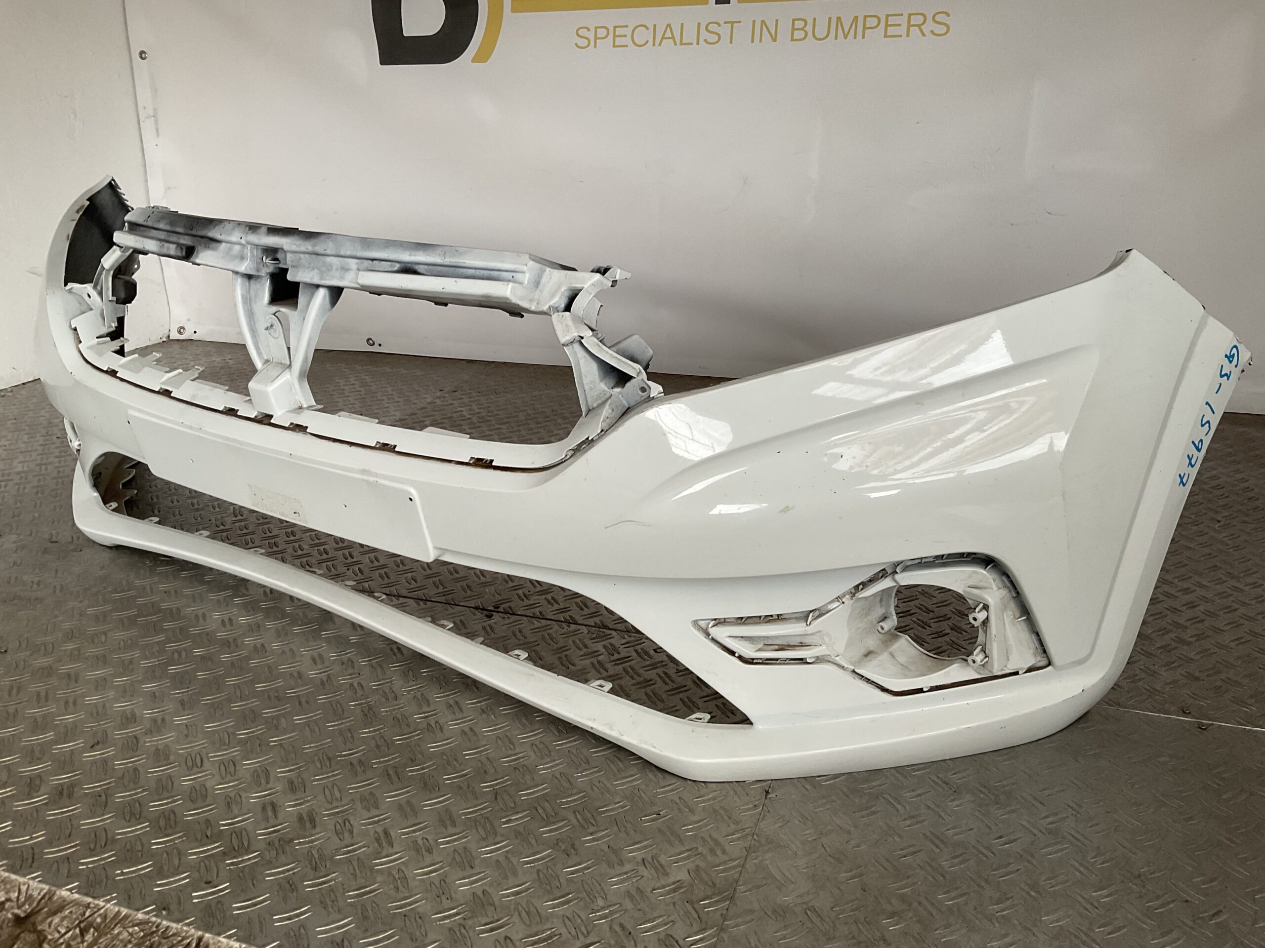 Bumper Dacia Sandero lll 21-23 620228531R Voorbumper G3-15977z