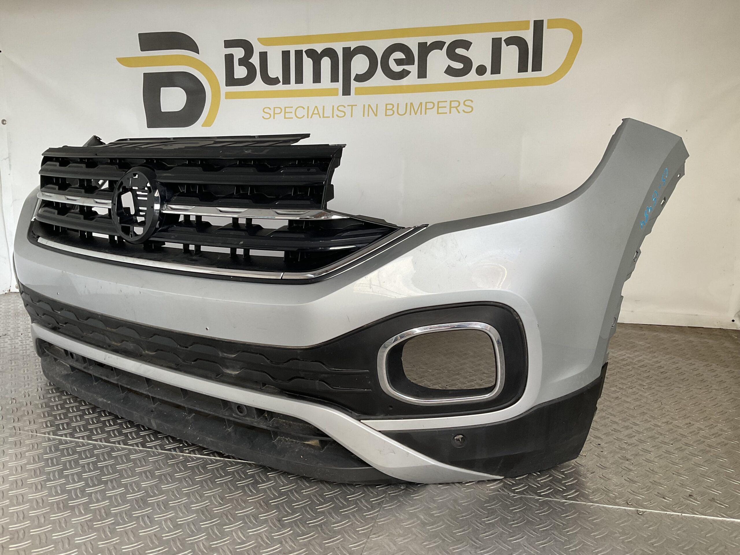 Bumper Volkswagen T Cross T-Cross 2GM pdc 2GM807221A Voorbumper C5-15484z