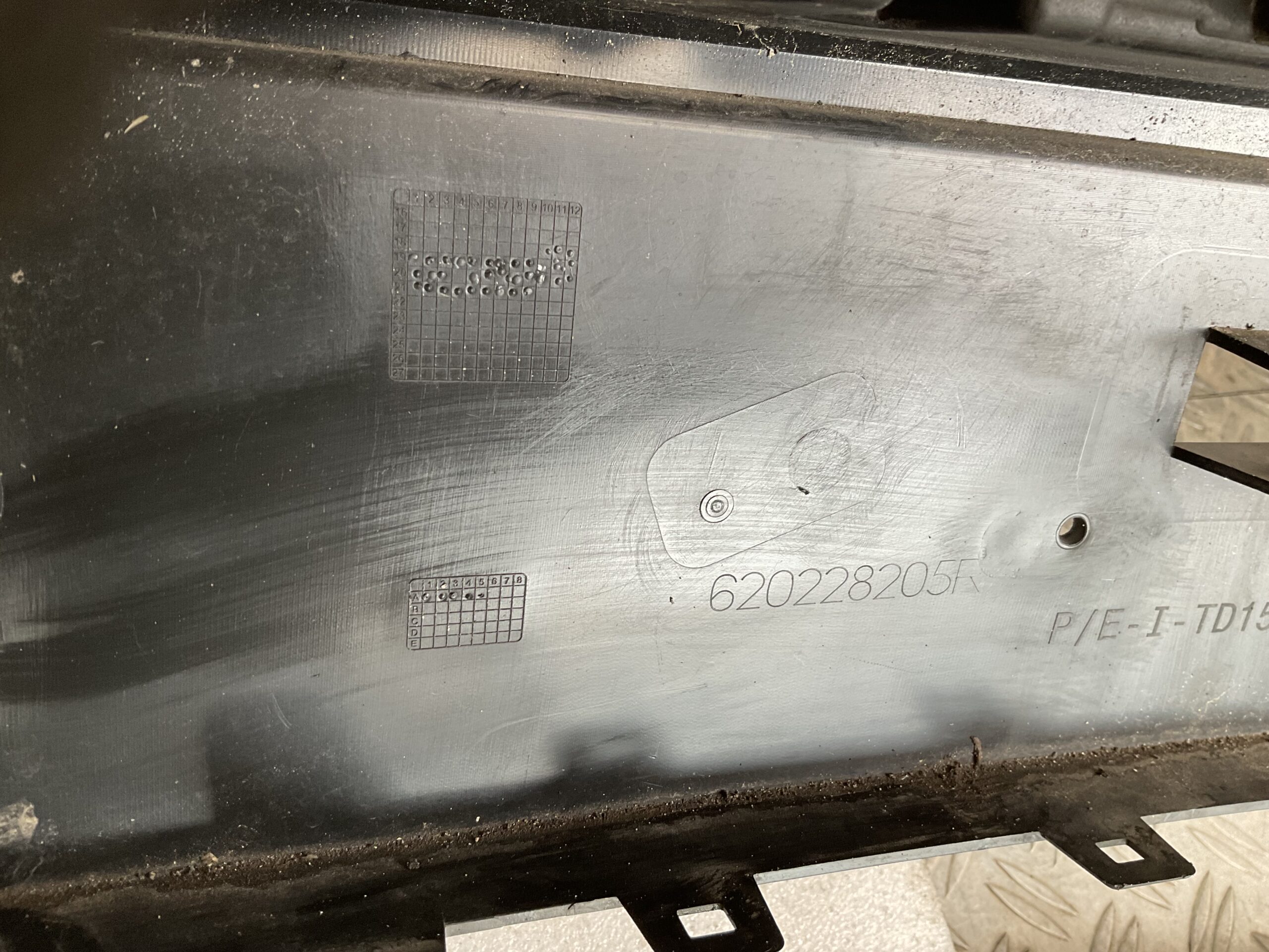 Bumper Renault Master 3 19-24 620228205R Voorbumper F10-15993z