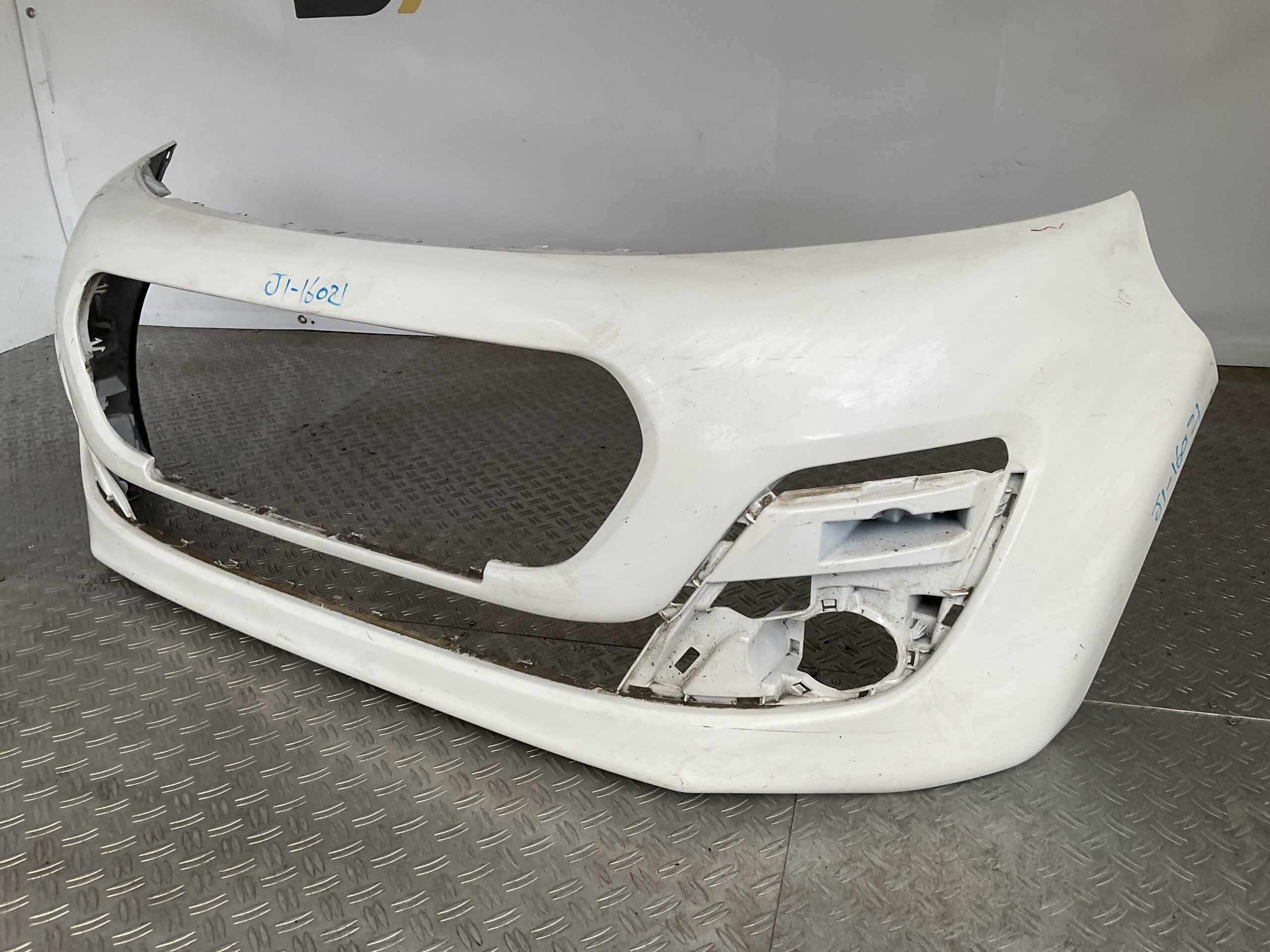 Bumper Peugeot 107 Facelift 11-14 52119-0H120 Voorbumper J1-16021z