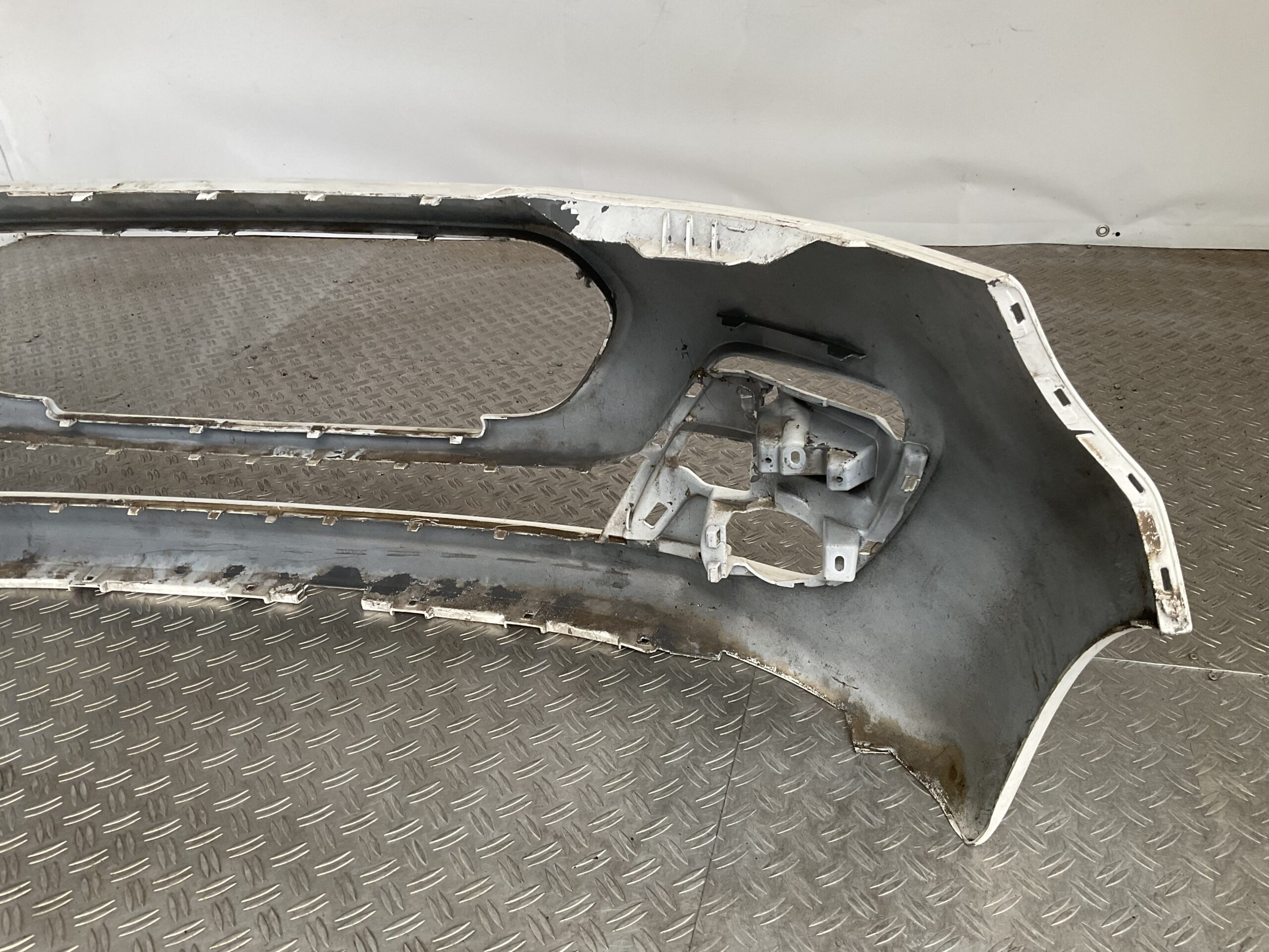 Bumper Peugeot 107 Facelift 11-14 52119-0H120 Voorbumper J1-16021z