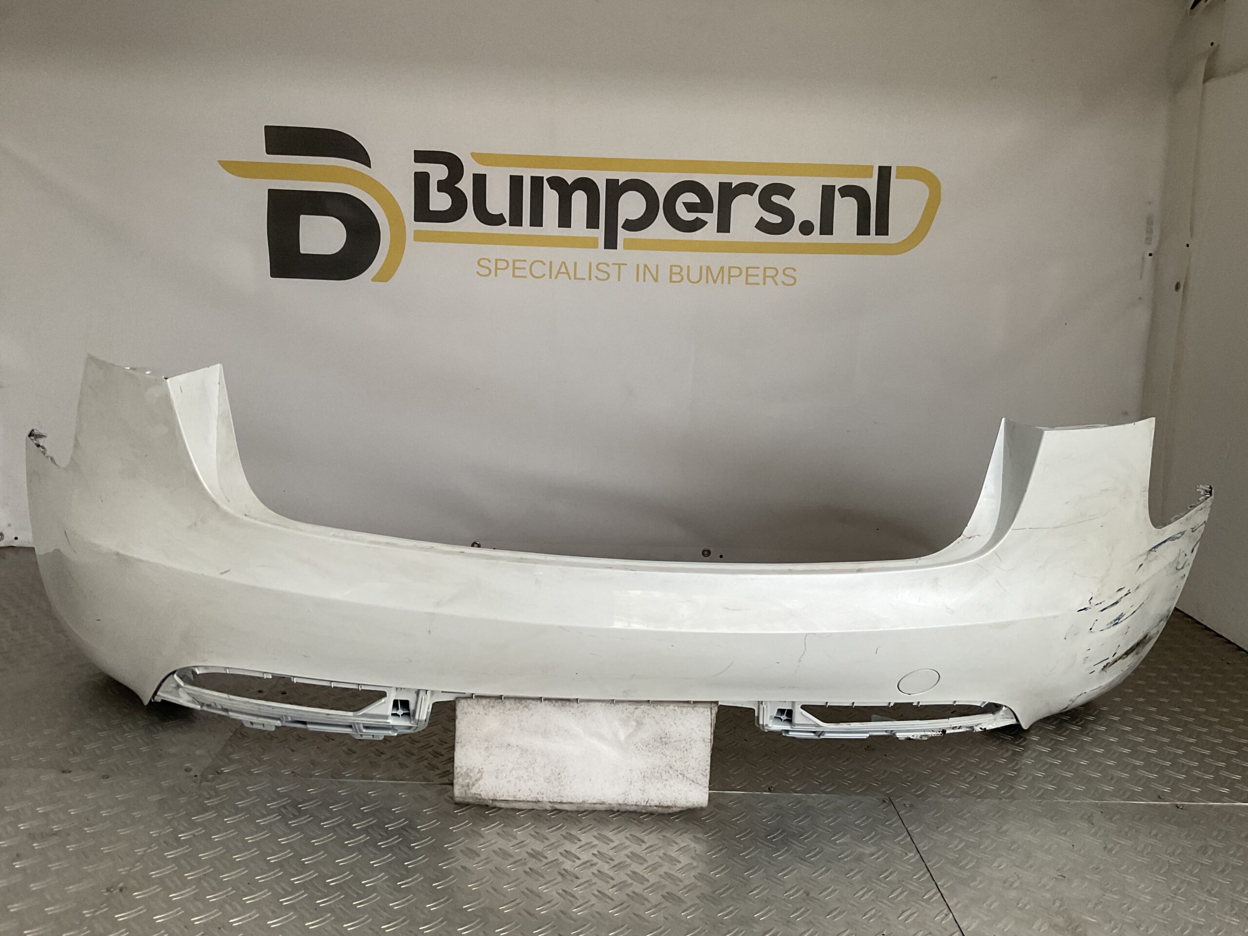 Bumper Tesla Model 3 Facelift 1582570-01-A Achterbumper F6-16100z