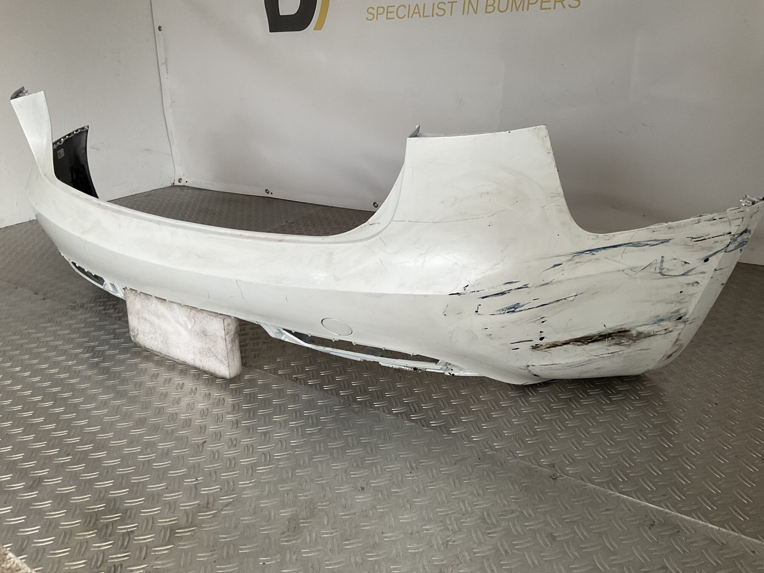 Bumper Tesla Model 3 Facelift 1582570-01-A Achterbumper F6-16100z