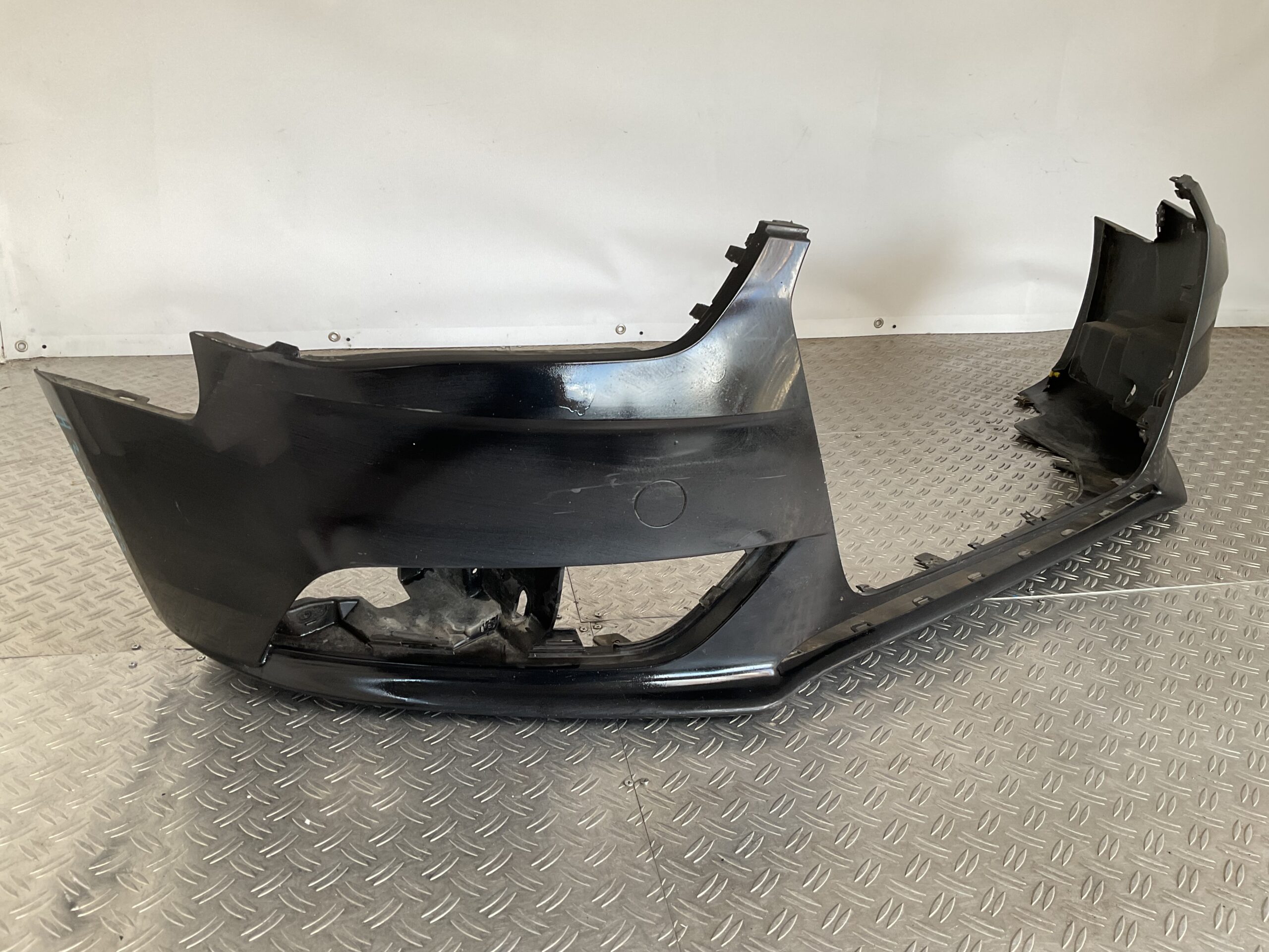 Bumper Audi A4 B8 8K0 Facelift 11-15 8K0807437AA Voorbumper H3-15723z