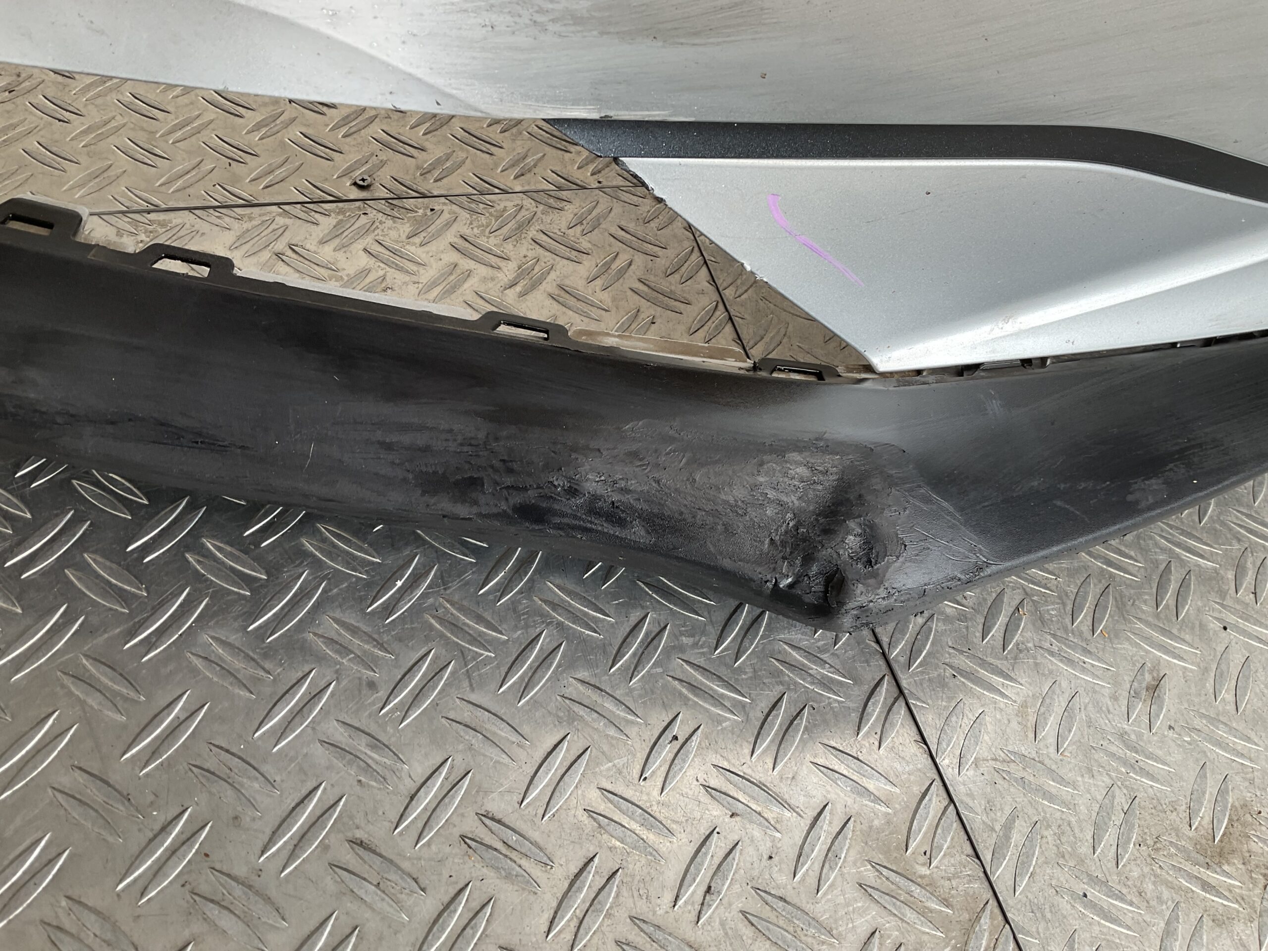 Bumper Skoda Enyaq 4 5LA kls 21-24 pdc 5LA807221 Voorbumper H5-15556z