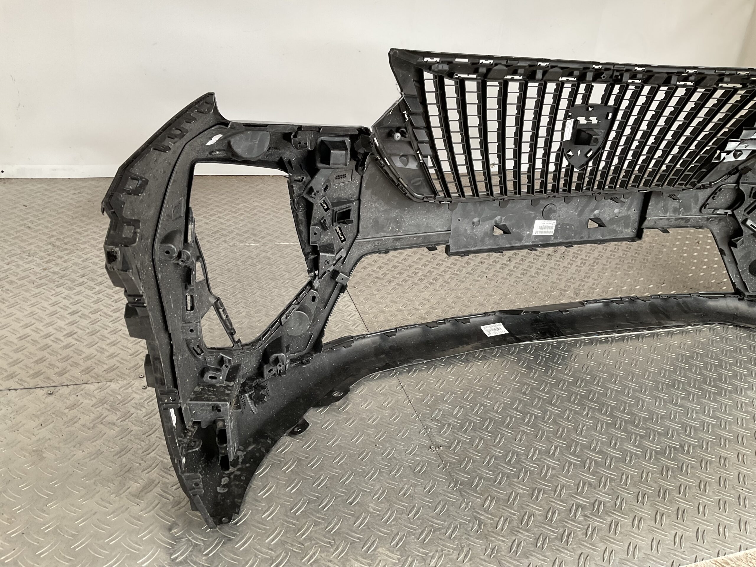 Bumper Peugeot 2008 II 2 Facelift 23-25 9853151880 Voorbumper J5-15802z