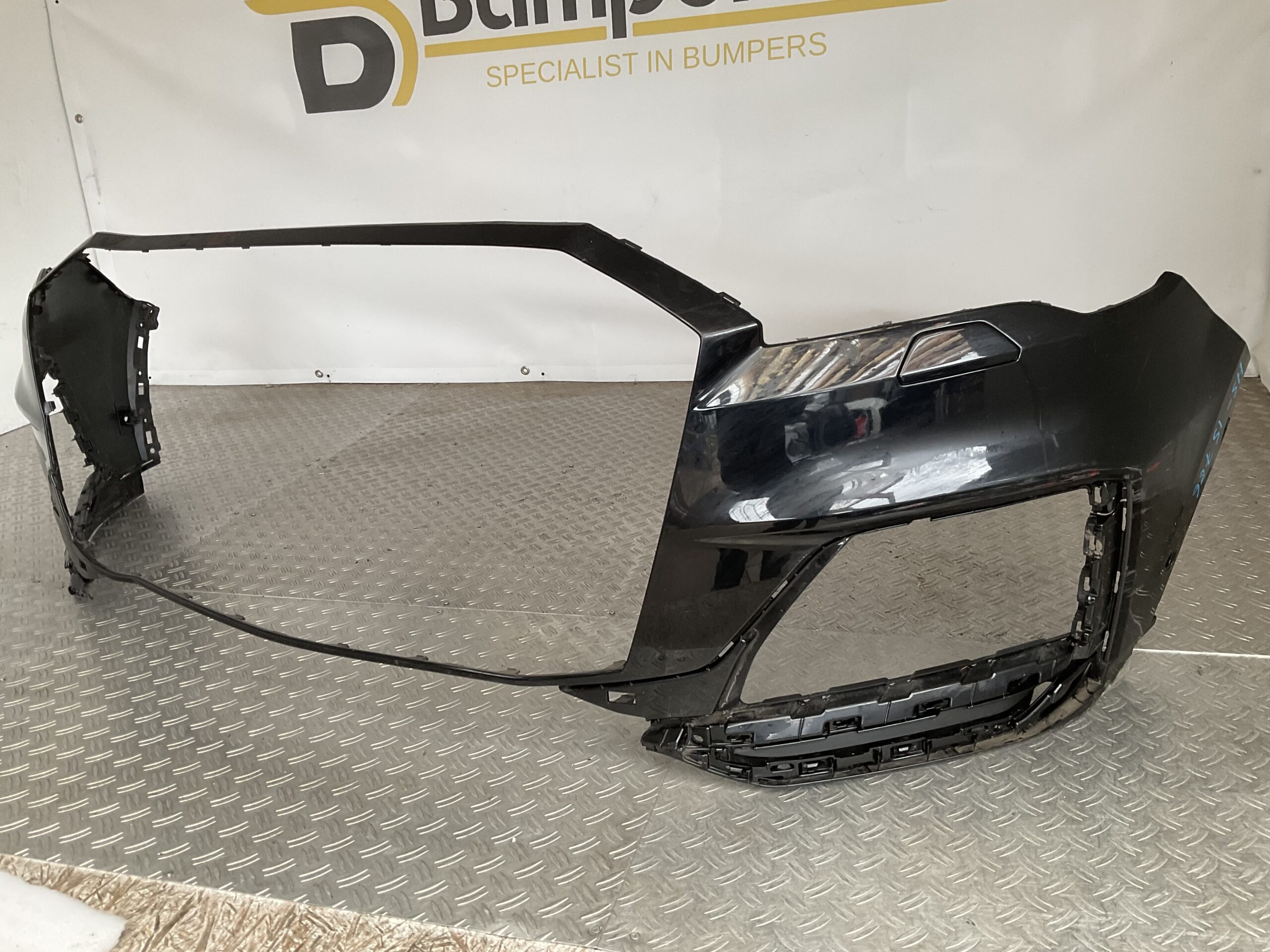 Bumper Audi Q7 SQ7 4M Sline S-Line Facelift 4M0807733F Voorbumper H5-15786z