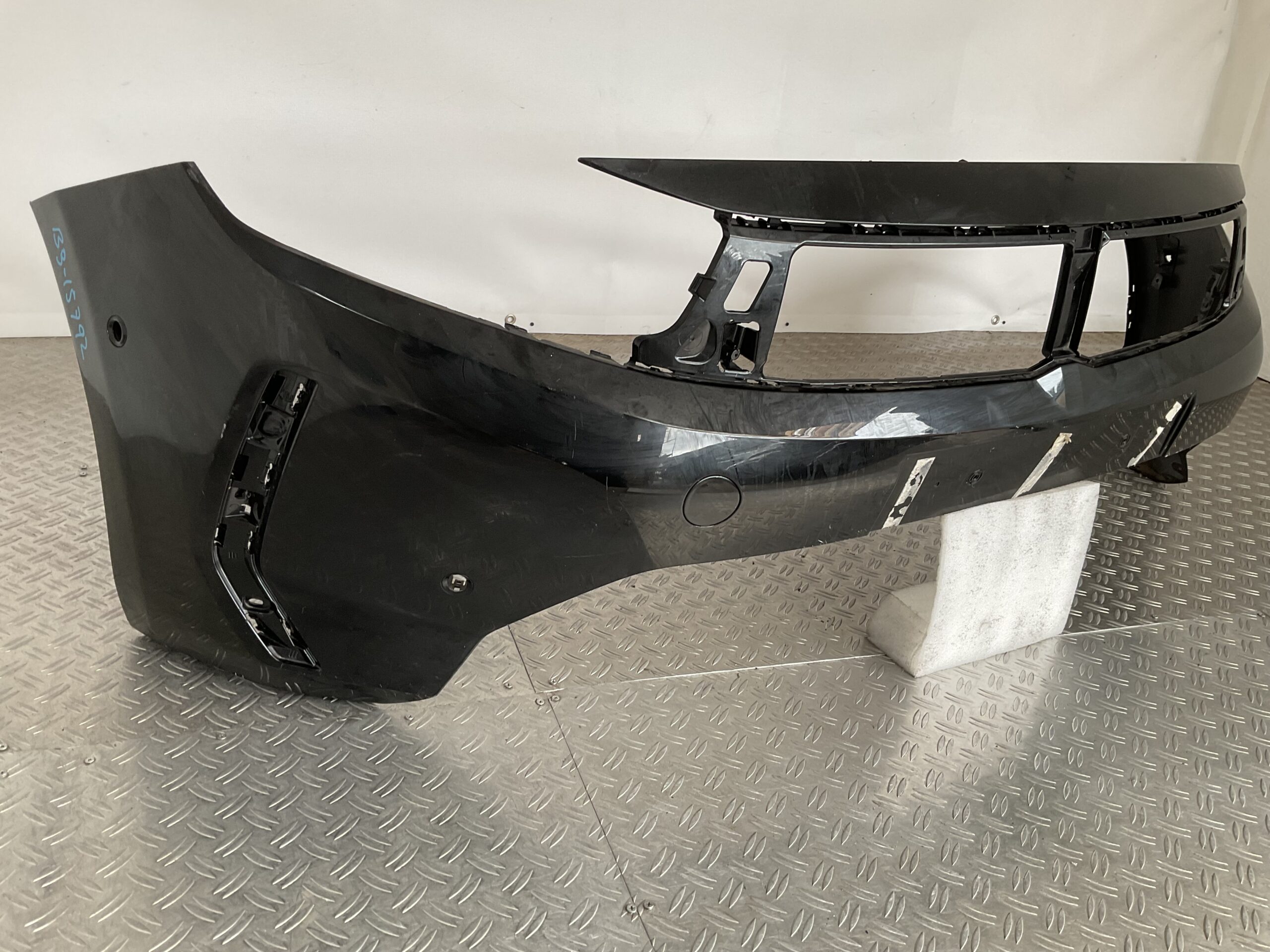 Bumper Opel Corsa F Facelift 24-25 pdc 9850353180 Voorbumper i3-15792z