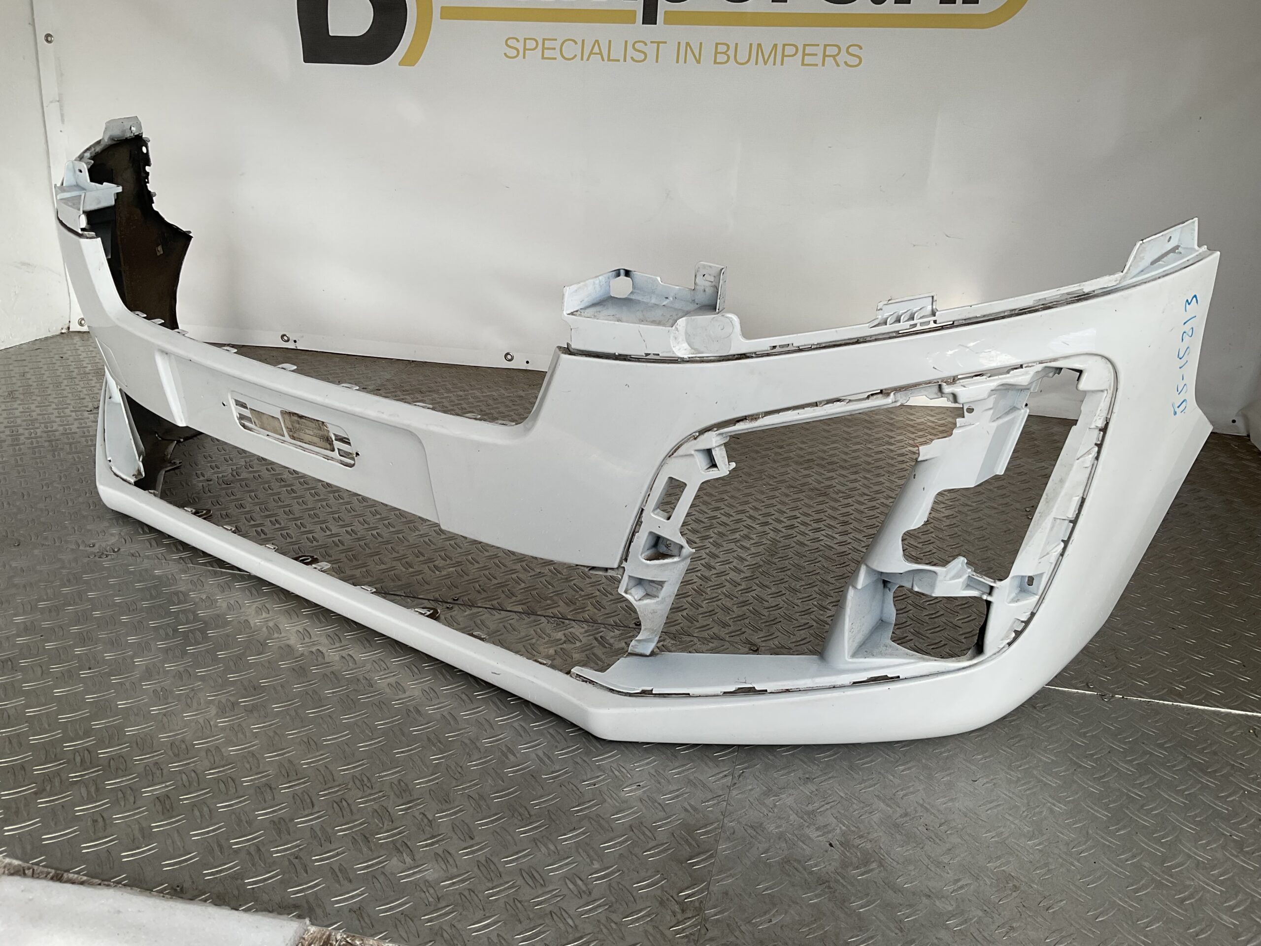 Bumper Opel Vivaro Peugeot Expert Citroen Jumpy 17-22 1594025x Voorbumper J5-15813z