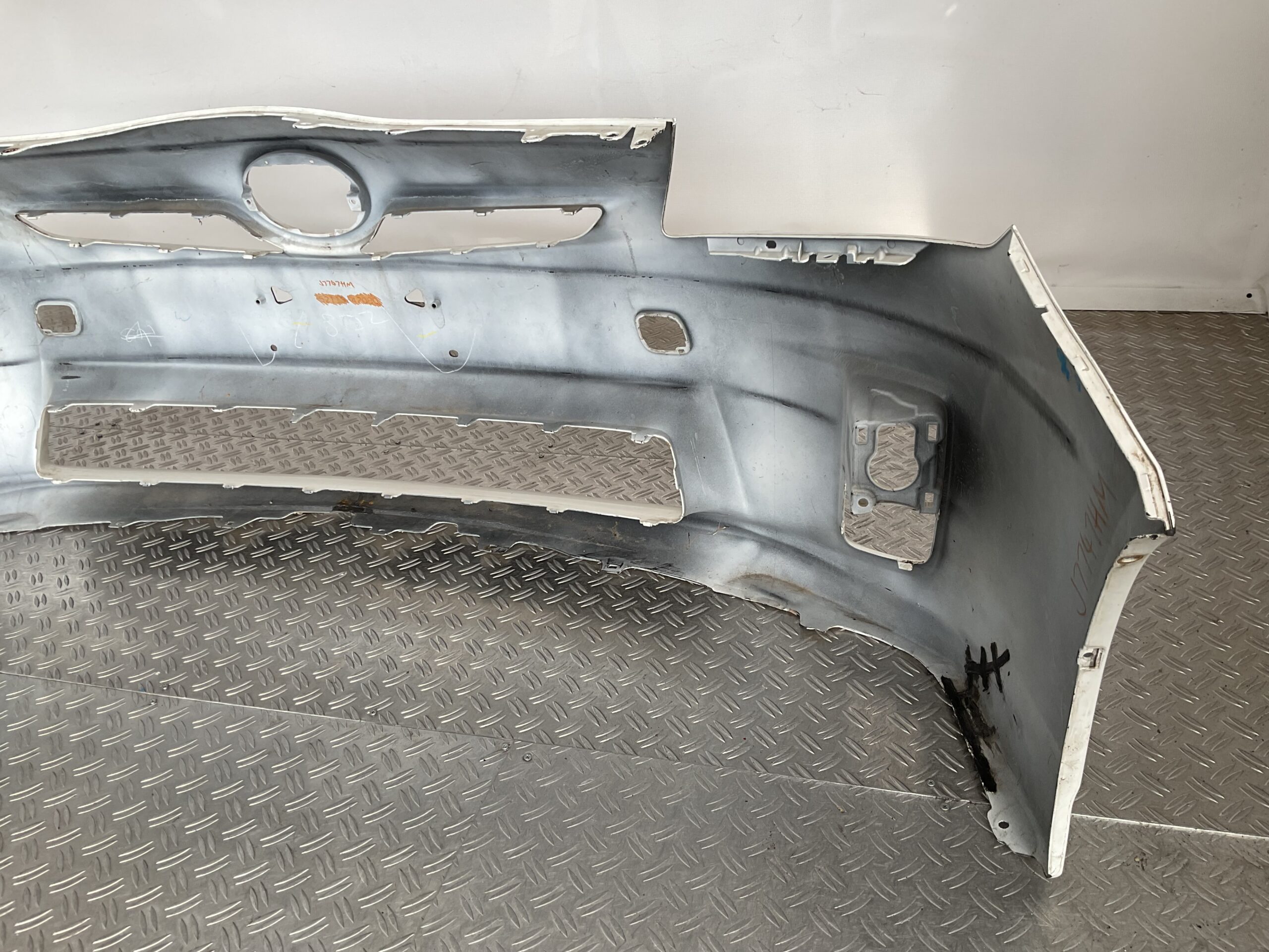 Bumper Toyota Prius 3 III 09-11 52119-47080 Voorbumper D5-15818z