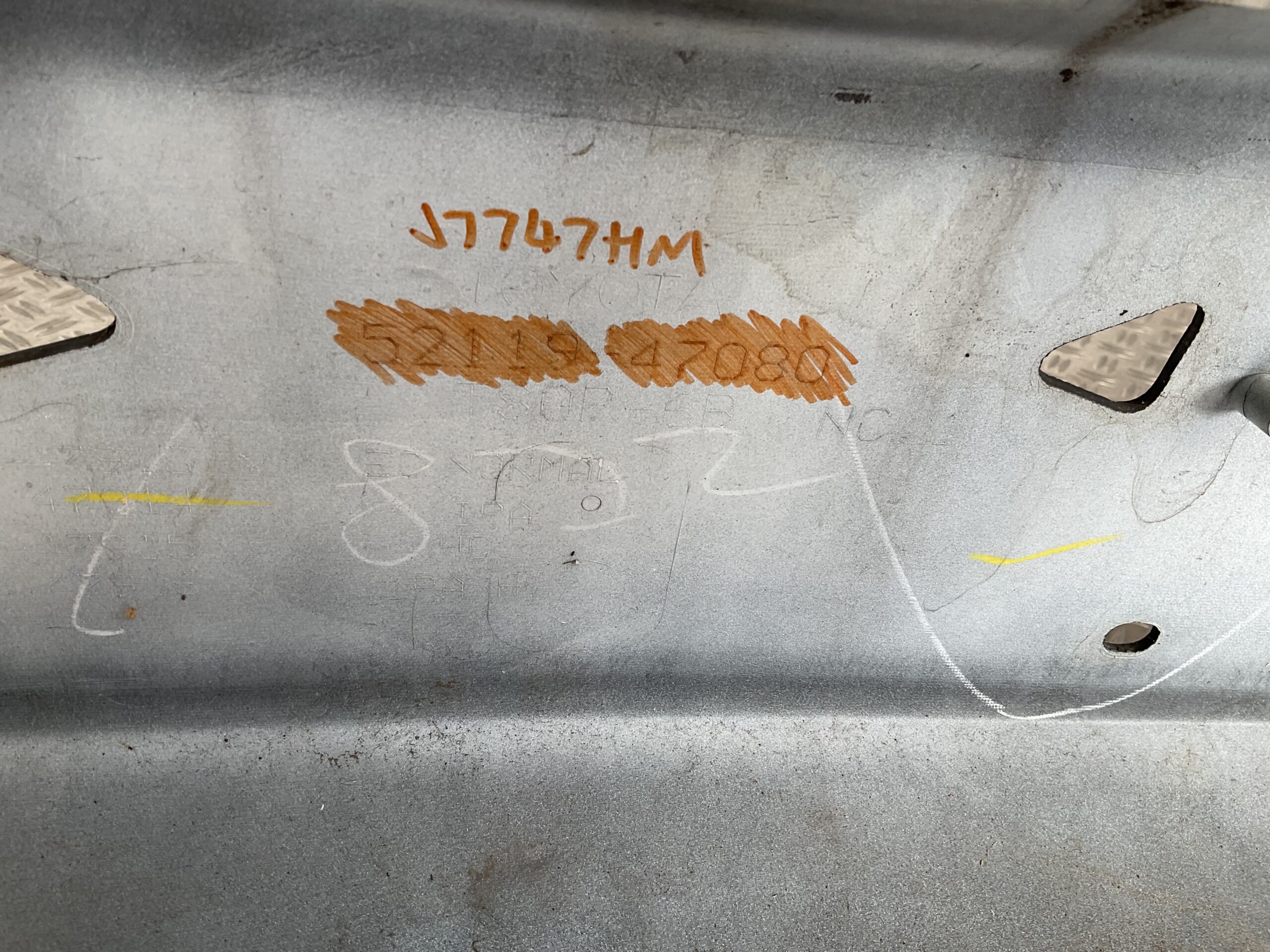 Bumper Toyota Prius 3 III 09-11 52119-47080 Voorbumper D5-15818z