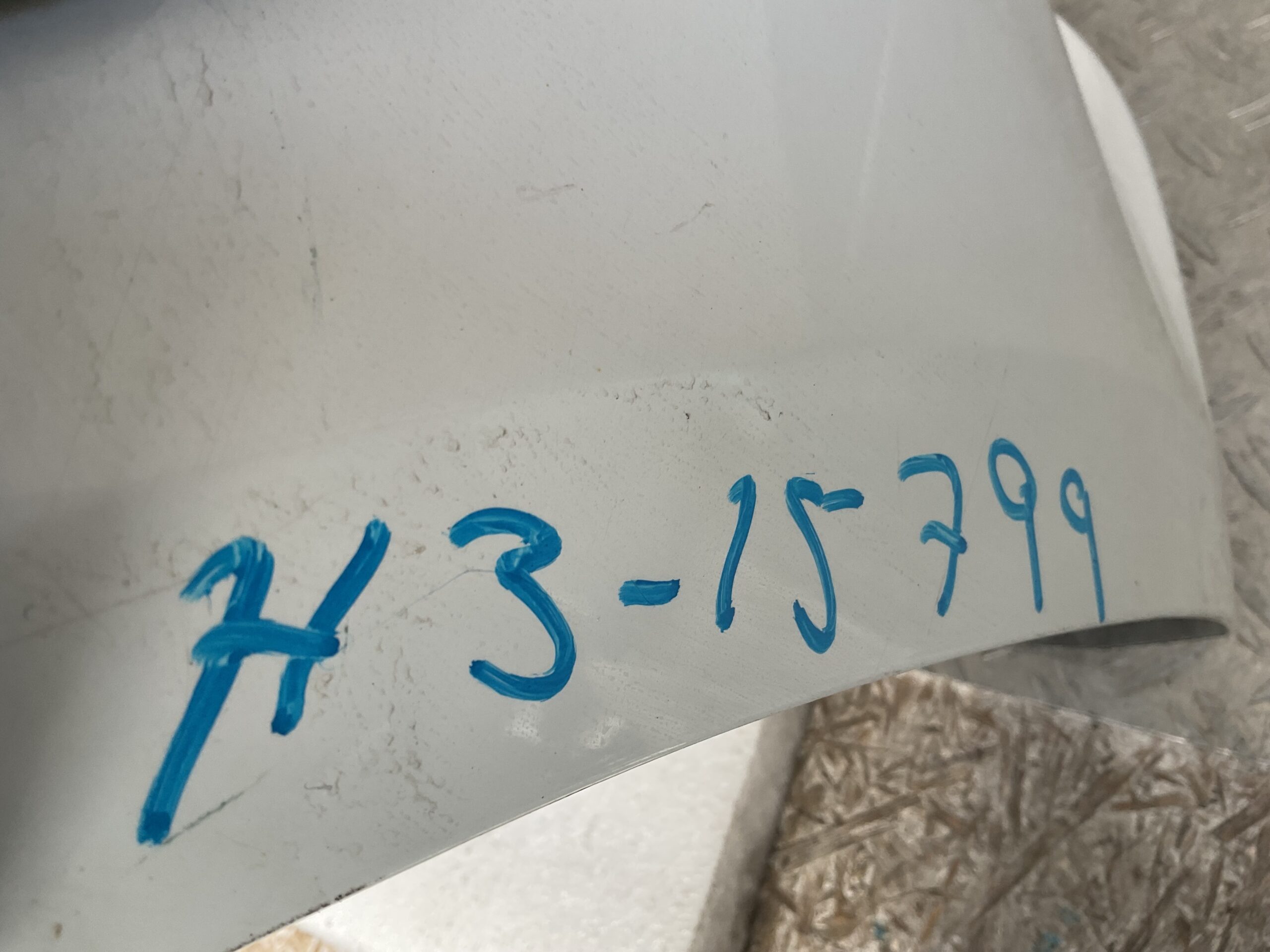 Bumper Audi A4 BW0 B9 Normaal 14-17 8W0807437 Voorbumper H3-15799z