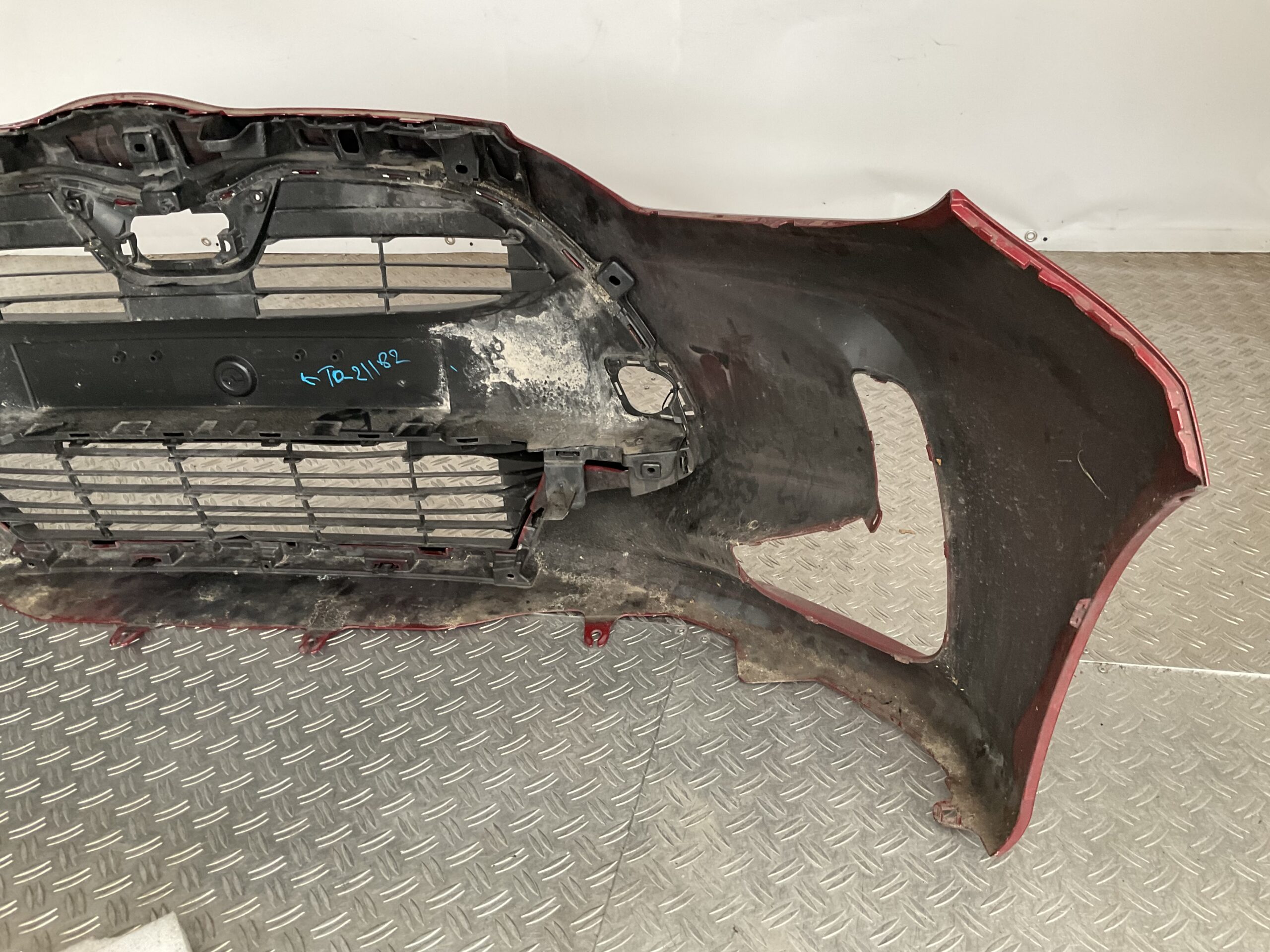 Bumper Toyota Yaris 19-23 52119-0DA00 Voorbumper D4-15835z