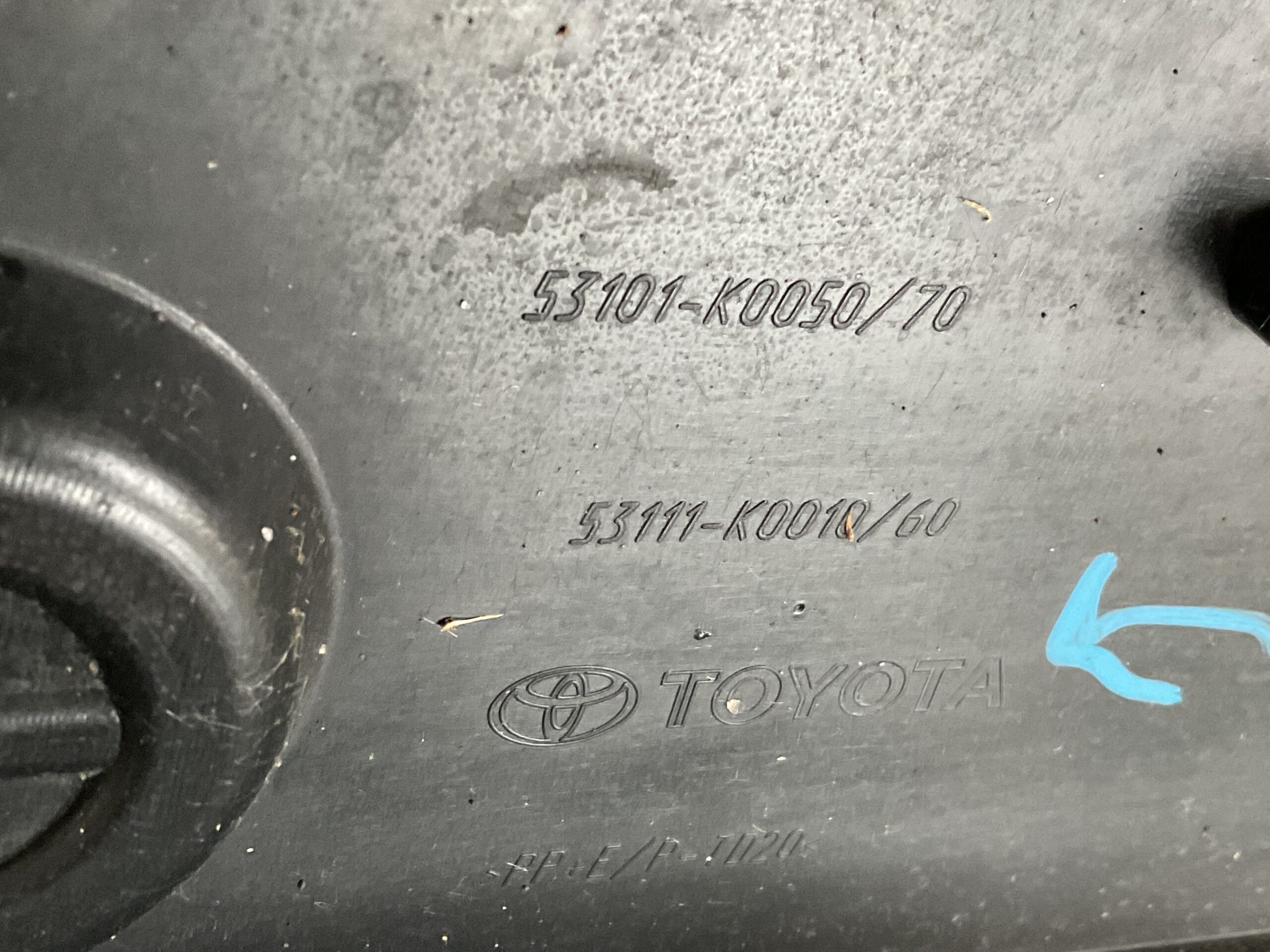 Bumper Toyota Yaris 19-23 52119-0DA00 Voorbumper D4-15835z