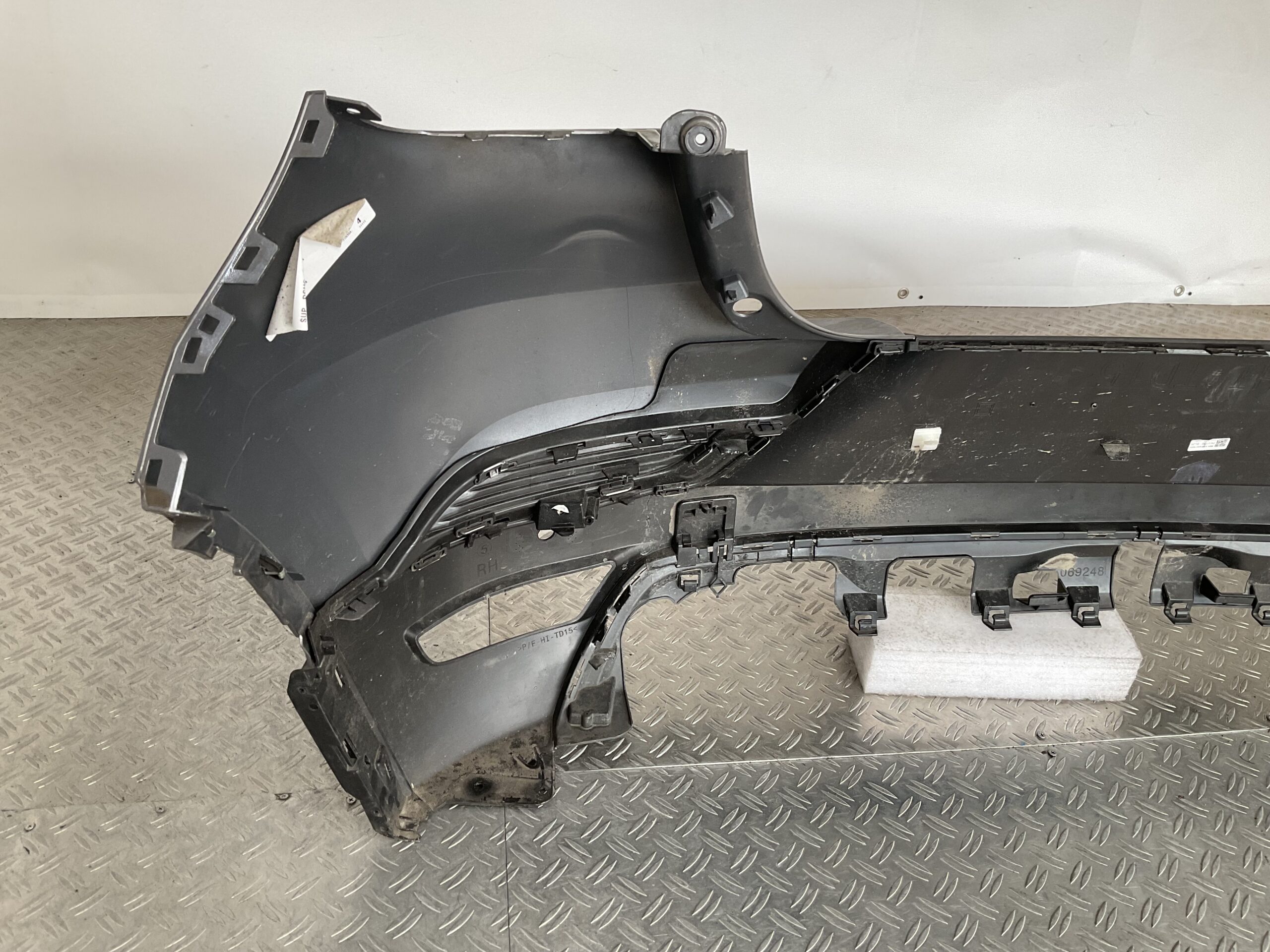 Bumper Renault Captur 2019-2024 850B24059R Achterbumper F7-15848z