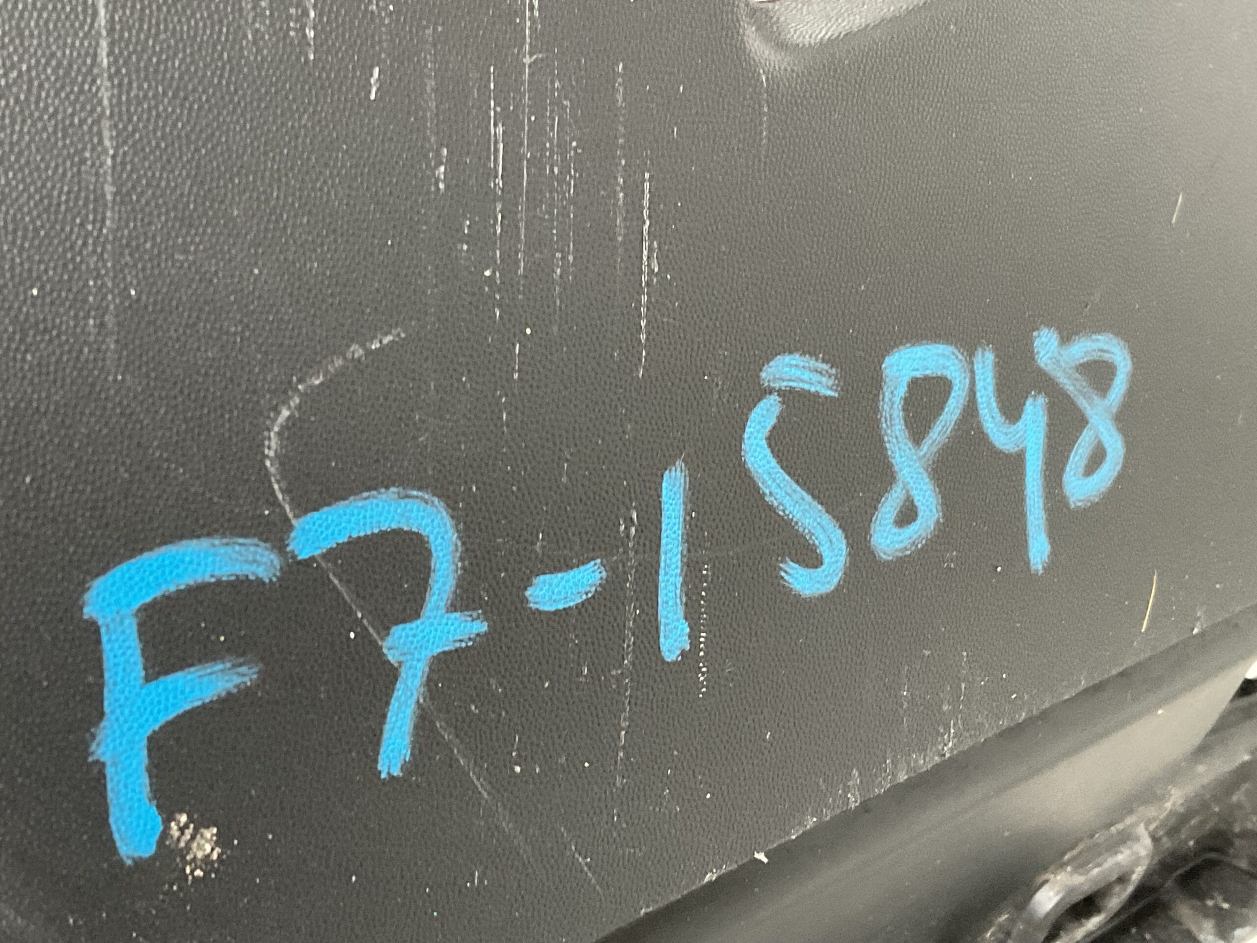 Bumper Renault Captur 2019-2024 850B24059R Achterbumper F7-15848z