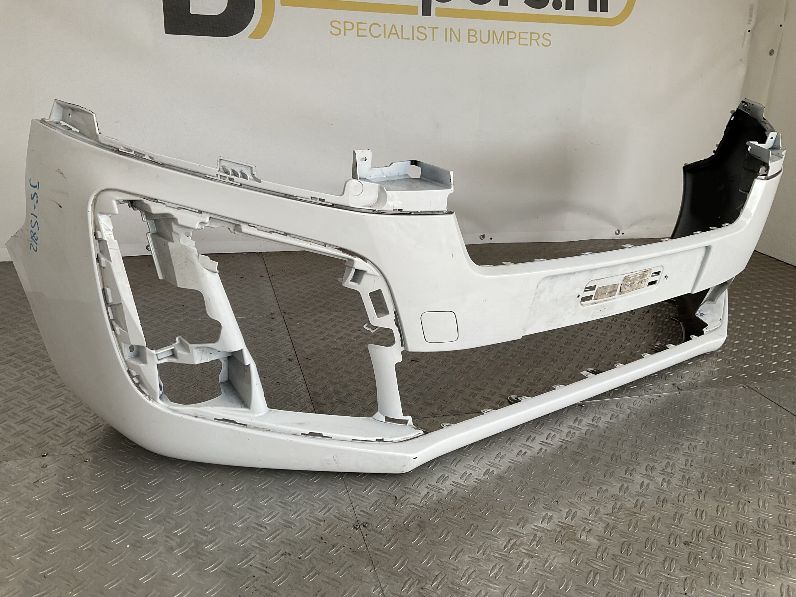 Bumper Opel Vivaro Peugeot Expert Citroen Jumpy 17-22 1594025x Voorbumper J5-15812z