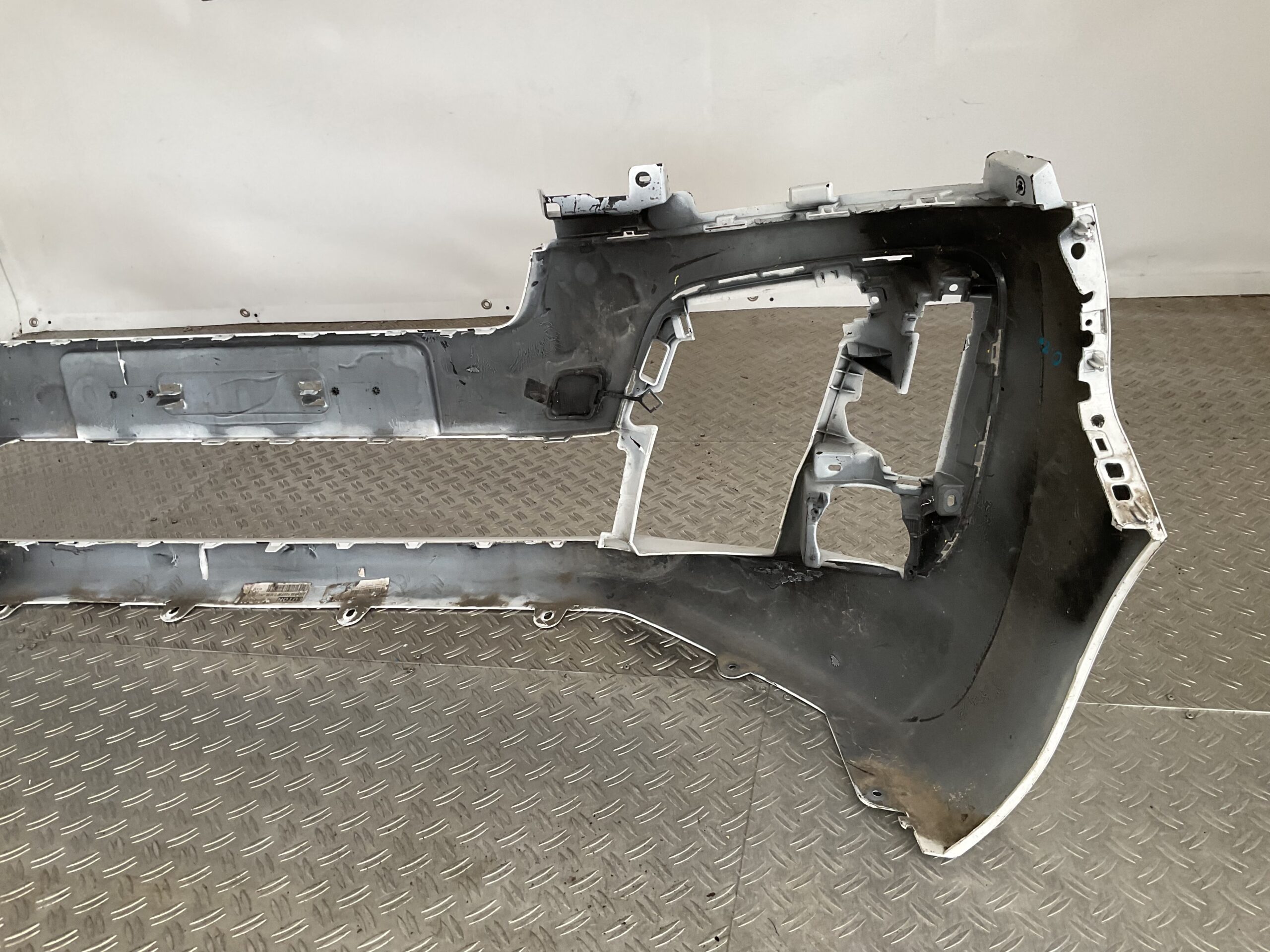 Bumper Opel Vivaro Peugeot Expert Citroen Jumpy 17-22 1594025x Voorbumper J5-15812z