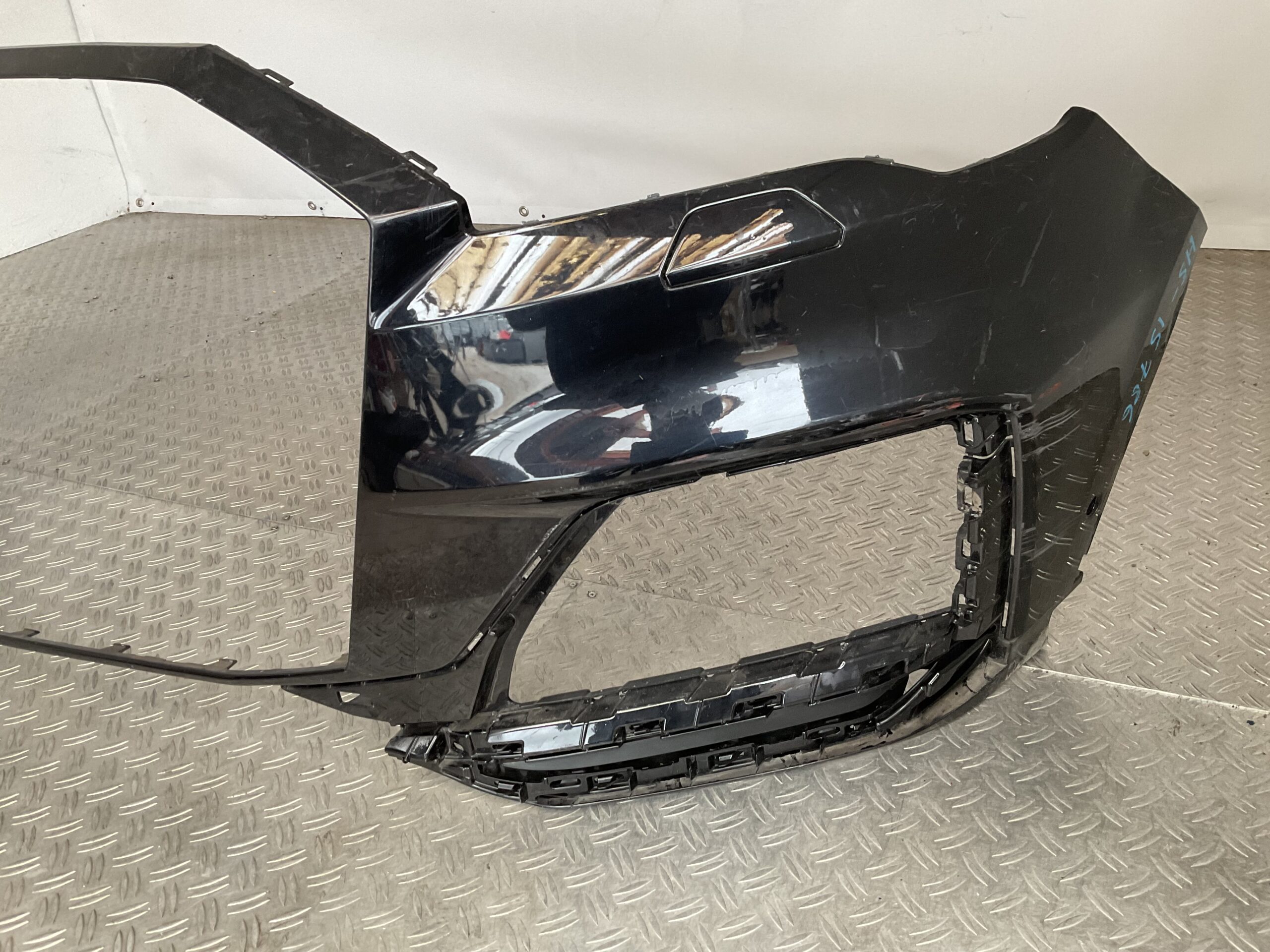 Bumper Audi Q7 SQ7 4M Sline S-Line Facelift 4M0807733F Voorbumper H5-15786z