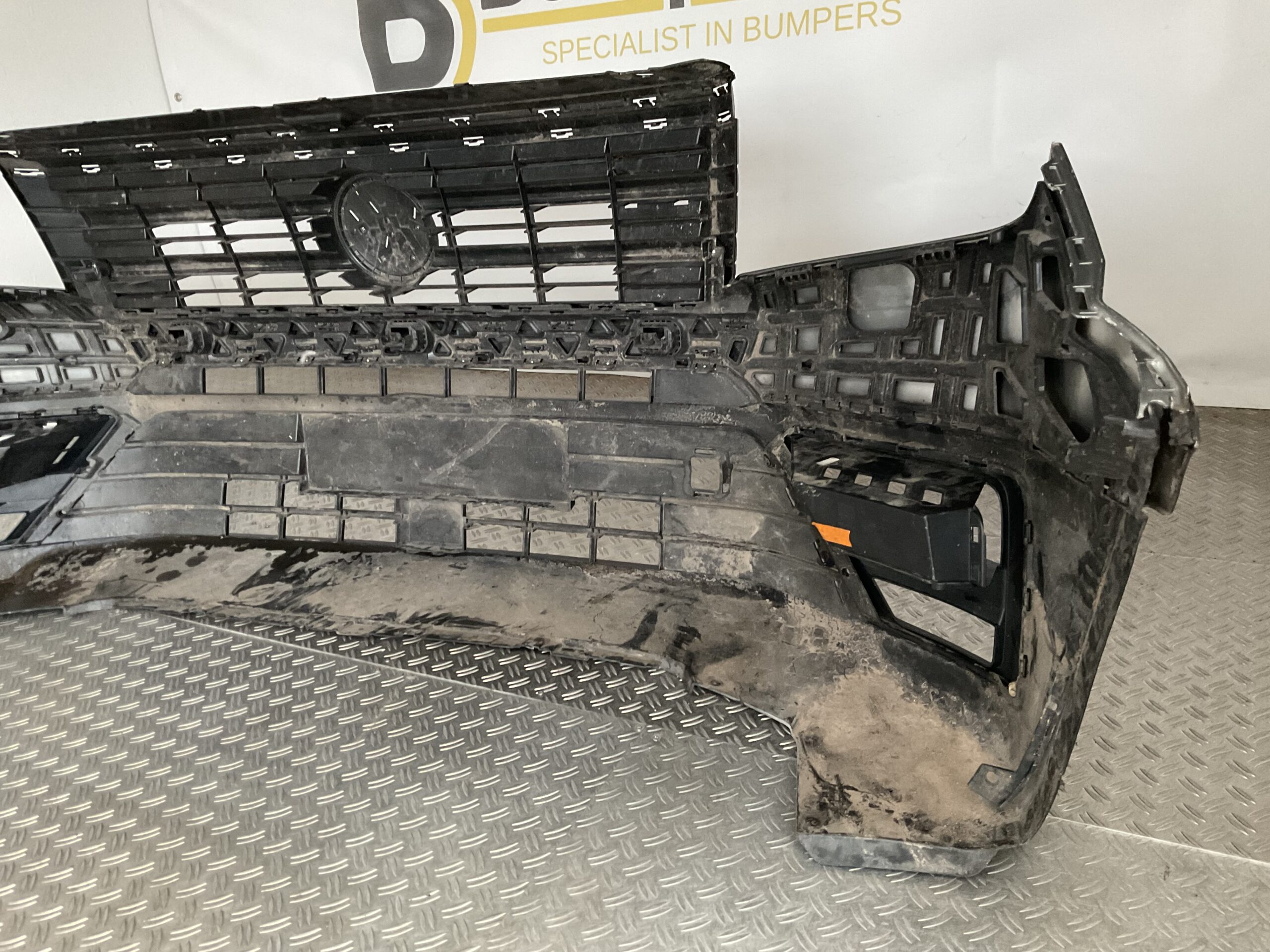 Bumper Volkswagen Crafter II C7 Man 7C807819A Voorbumper C5-15998z