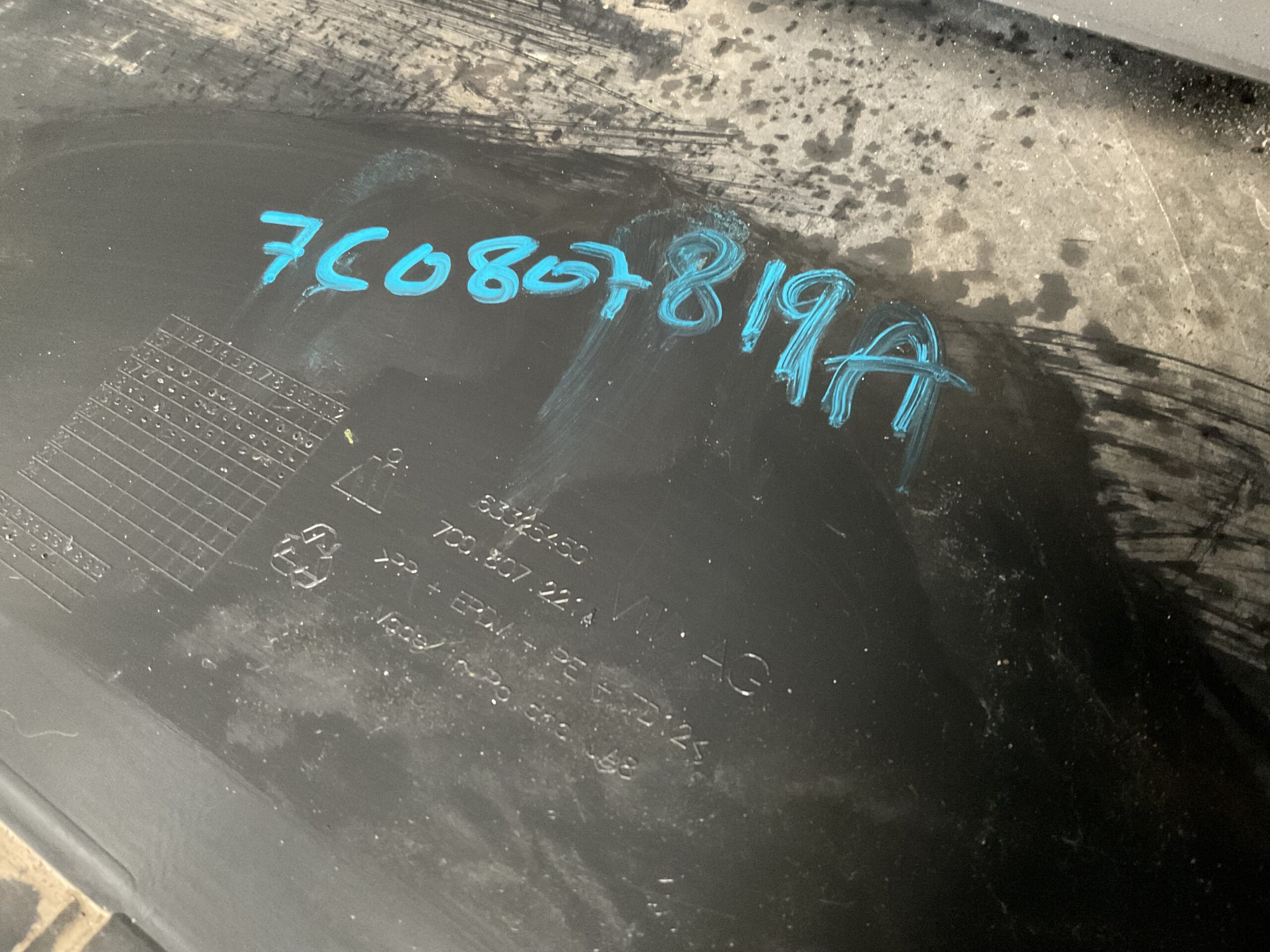 Bumper Volkswagen Crafter II C7 Man 7C807819A Voorbumper C5-15998z