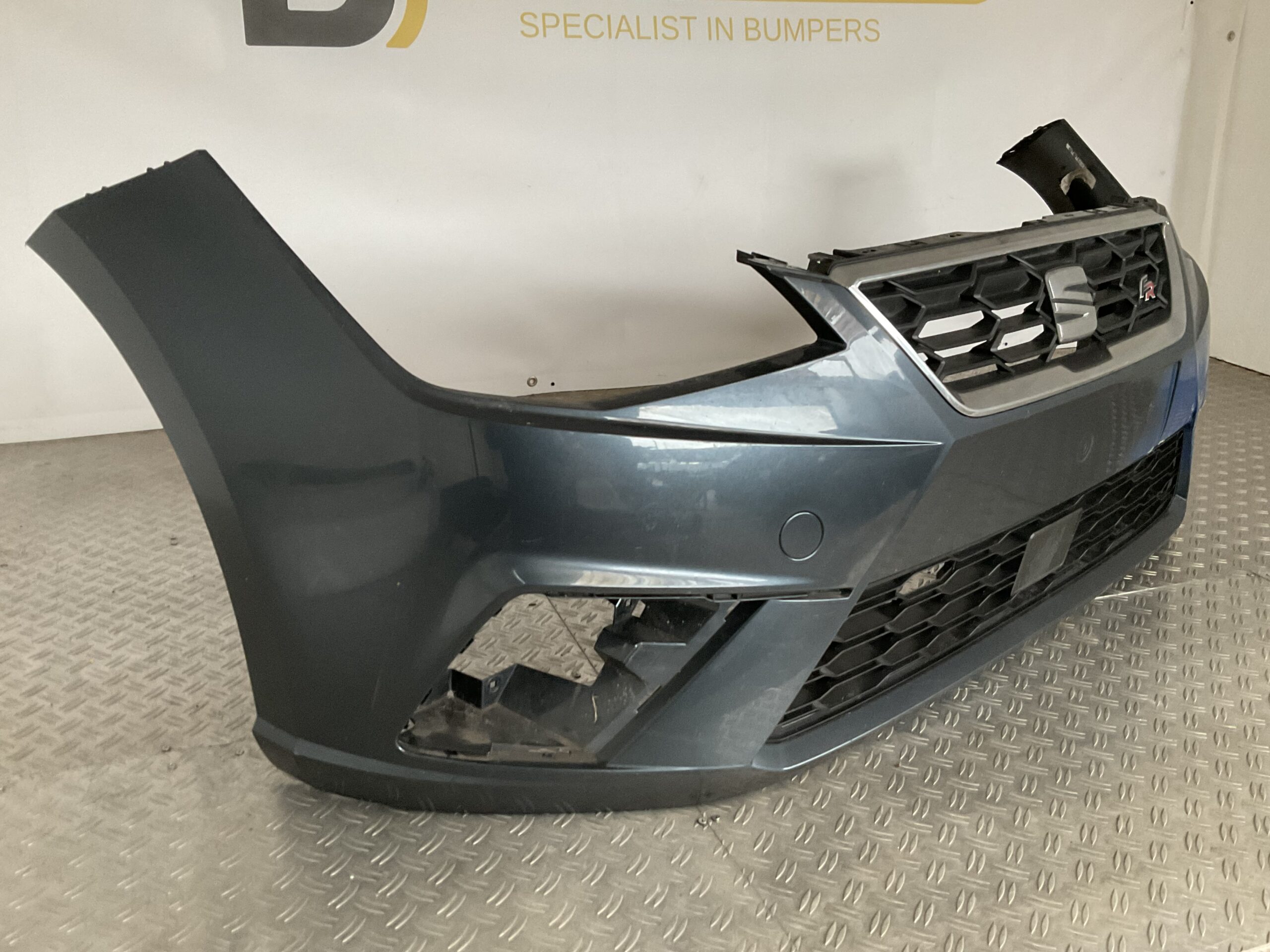 Bumper Seat Ibiza 6F 17-22 FR 6F0807221D Voorbumper C3-15994z