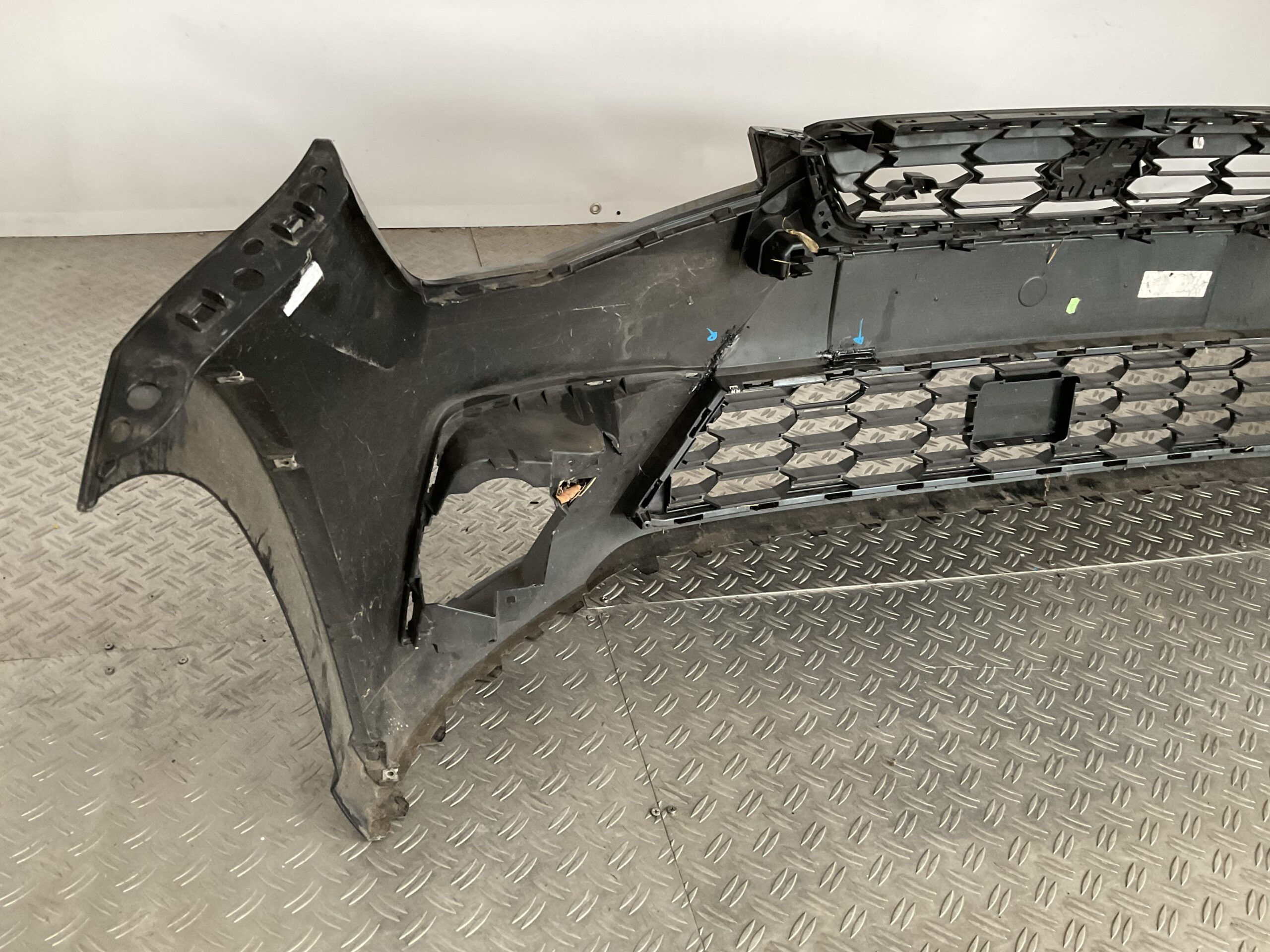 Bumper Seat Ibiza 6F 17-22 FR 6F0807221D Voorbumper C3-15994z