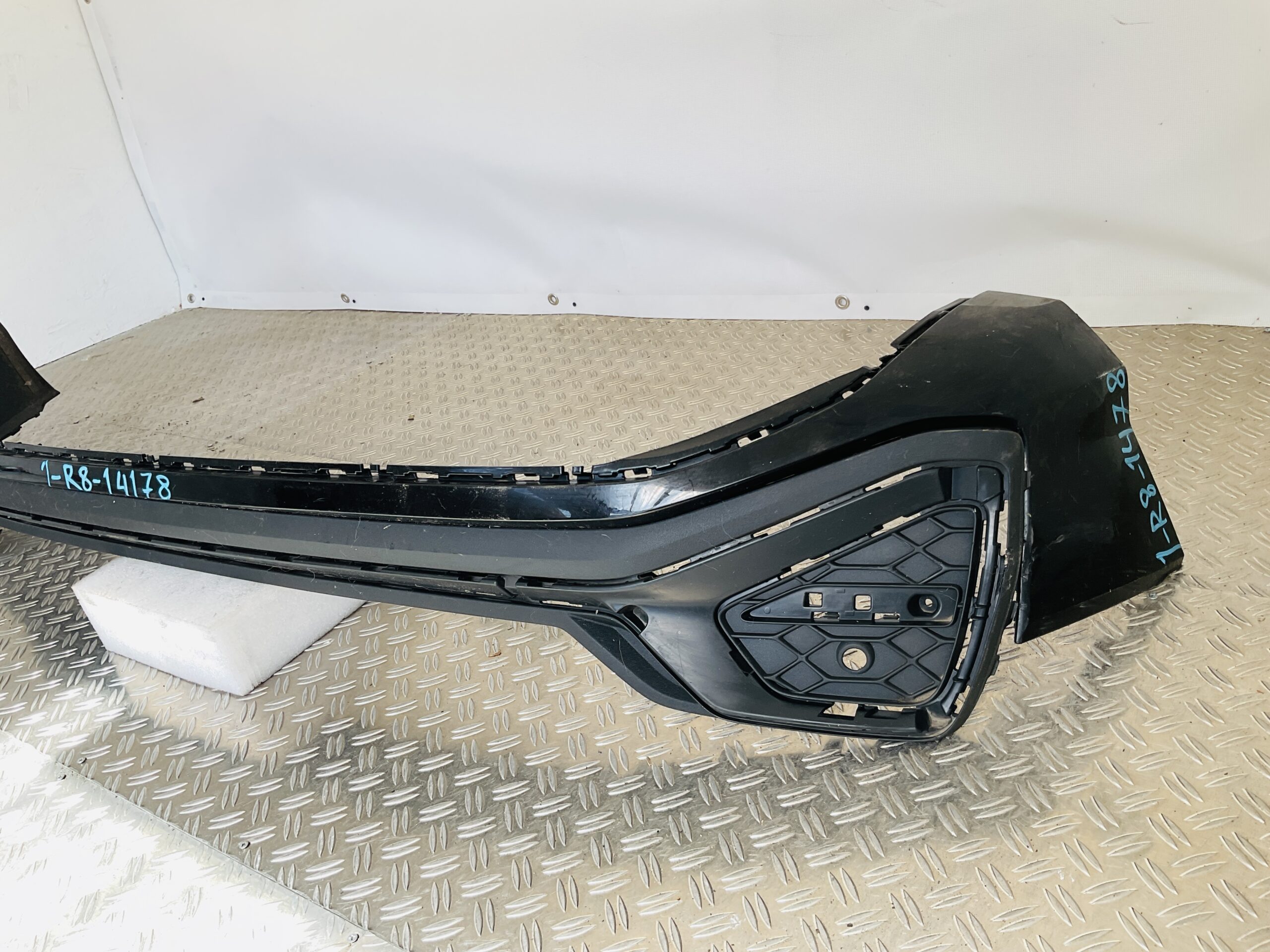 Bumper Audi Q2 81A Facelift Sline S-Line 81A807323c Achterbumper R8-14178r