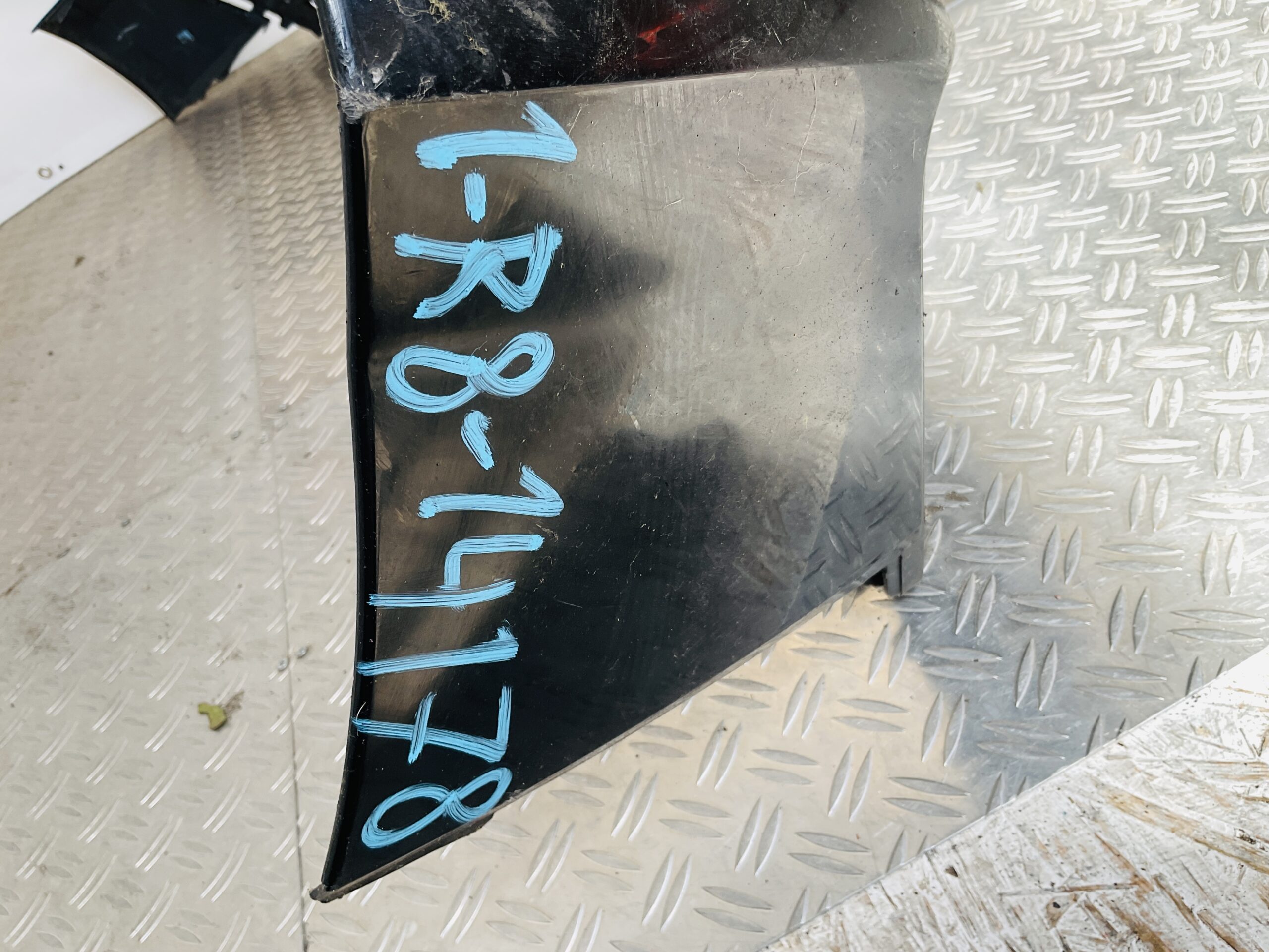 Bumper Audi Q2 81A Facelift Sline S-Line 81A807323c Achterbumper R8-14178r