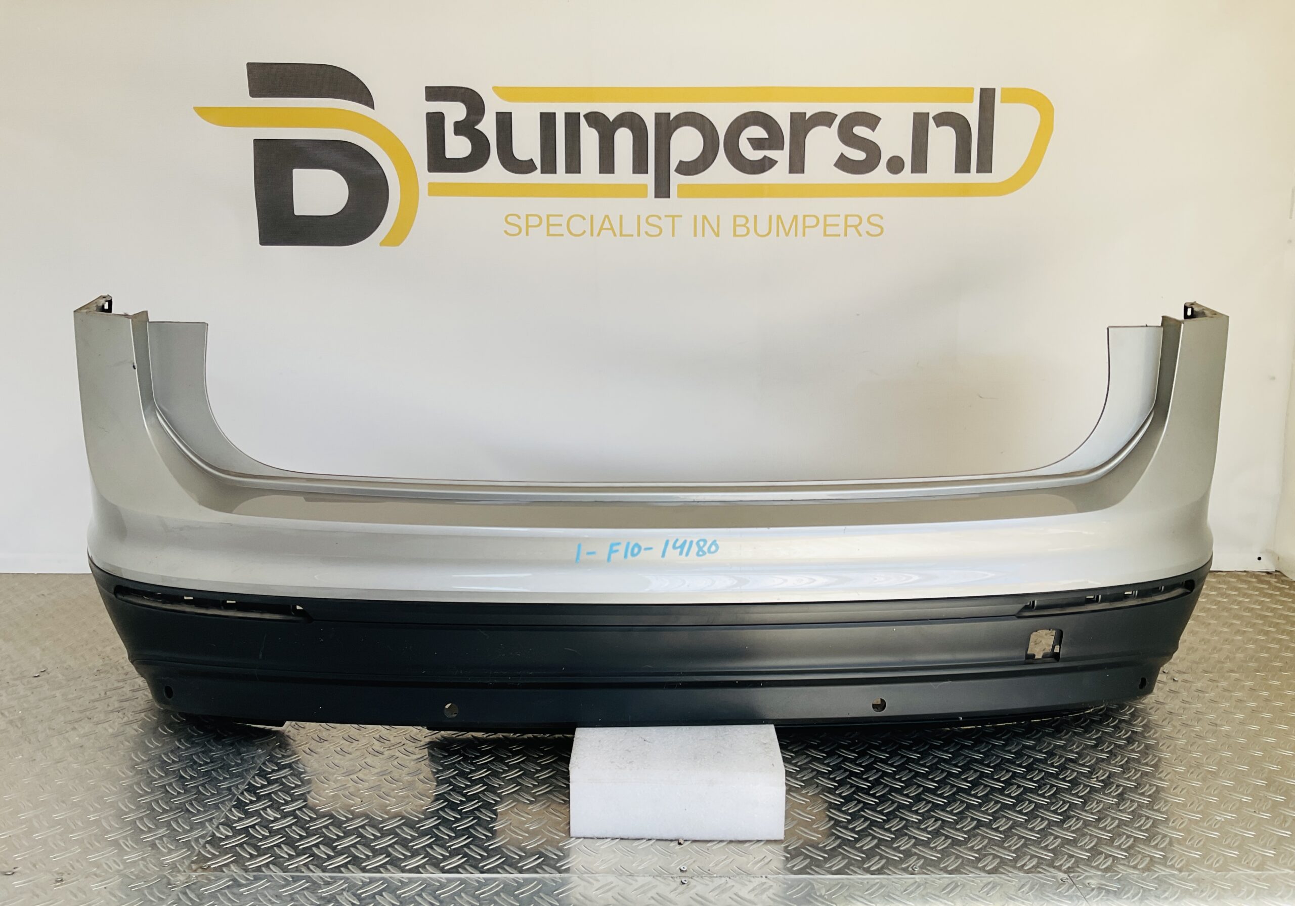 Bumper Volkswagen Tiguan 5NA 21-24 5NA807417 Achterbumper F10-14180r