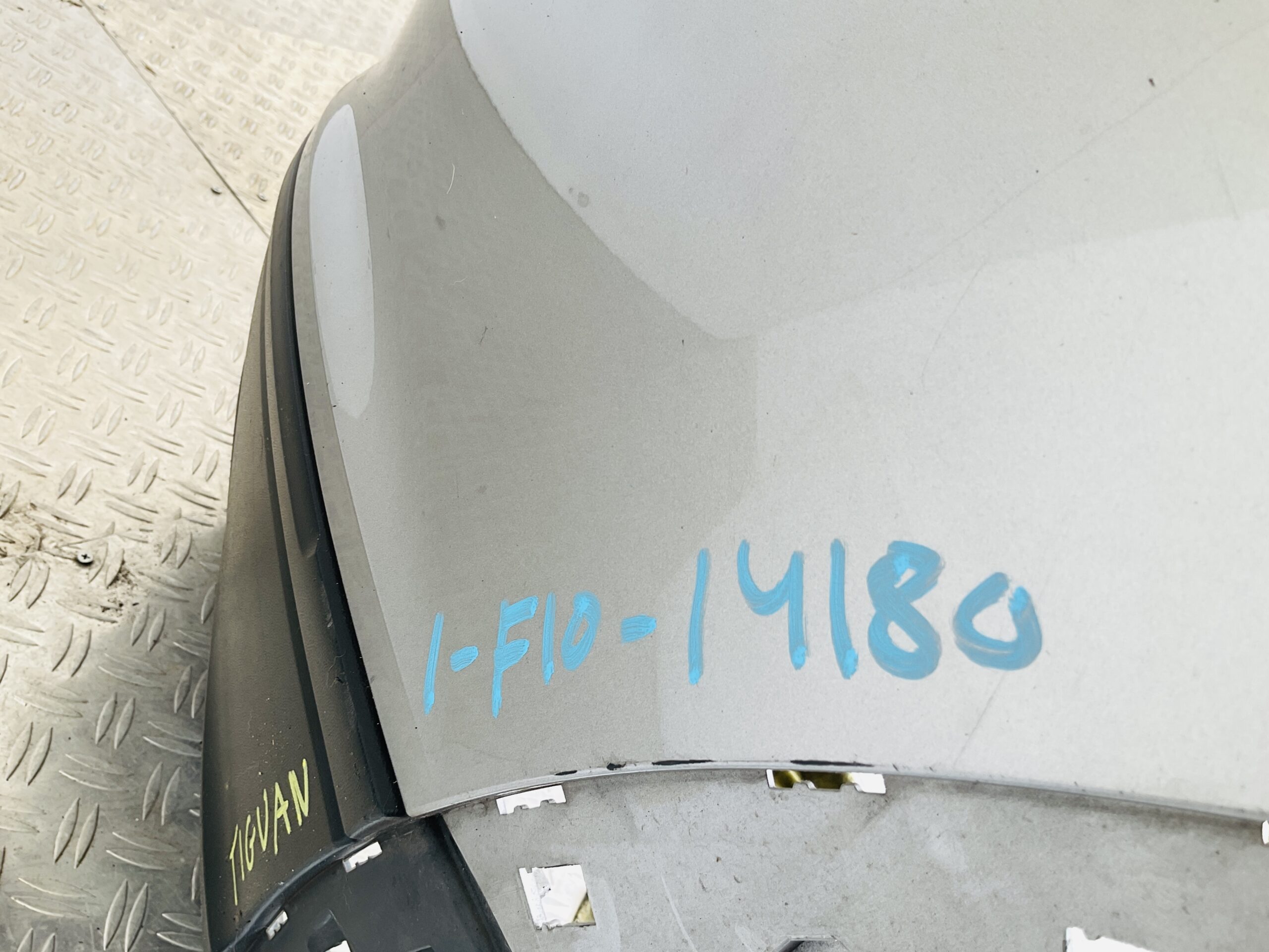 Bumper Volkswagen Tiguan 5NA 21-24 5NA807417 Achterbumper F10-14180r