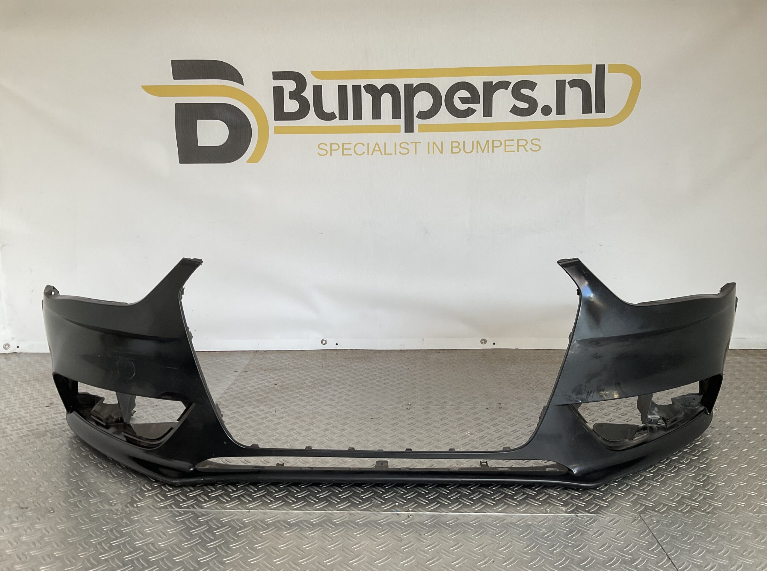 Bumper Audi A4 B8 8K0 Facelift 11-15 8K0807437AA Voorbumper H3-15723z