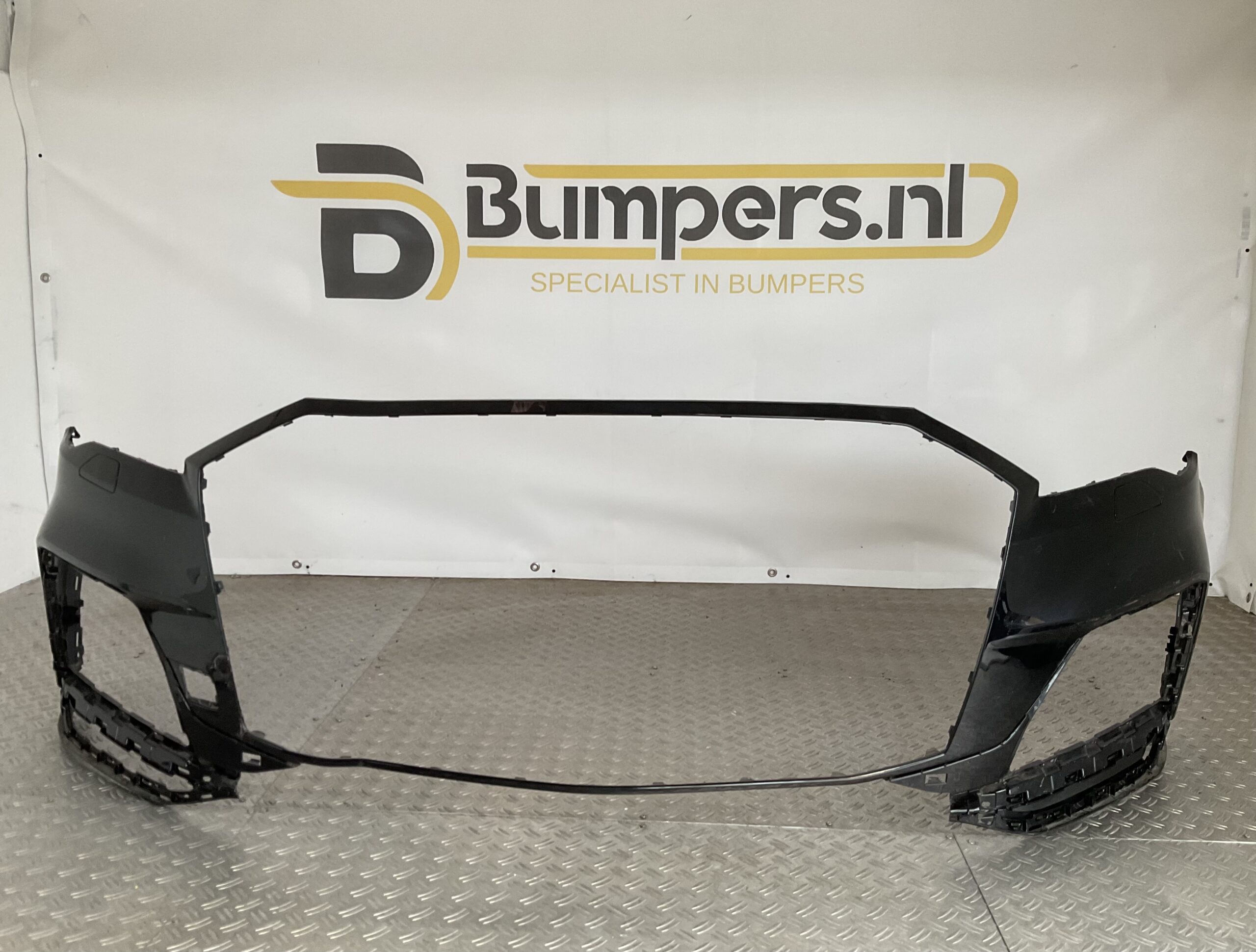 Bumper Audi Q7 SQ7 4M Sline S-Line Facelift 4M0807733F Voorbumper H5-15786z