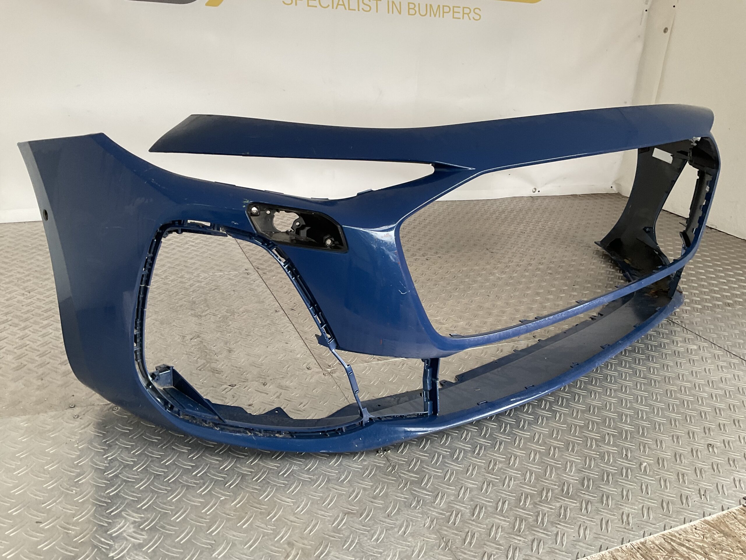 Bumper Audi A5 8B3 Sline S-Line 25- 8B3807437a Voorbumper H5-16218z